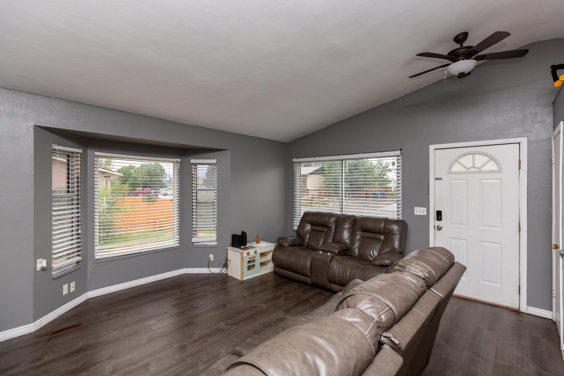 464 Appaloosa Lane Property Photo 4