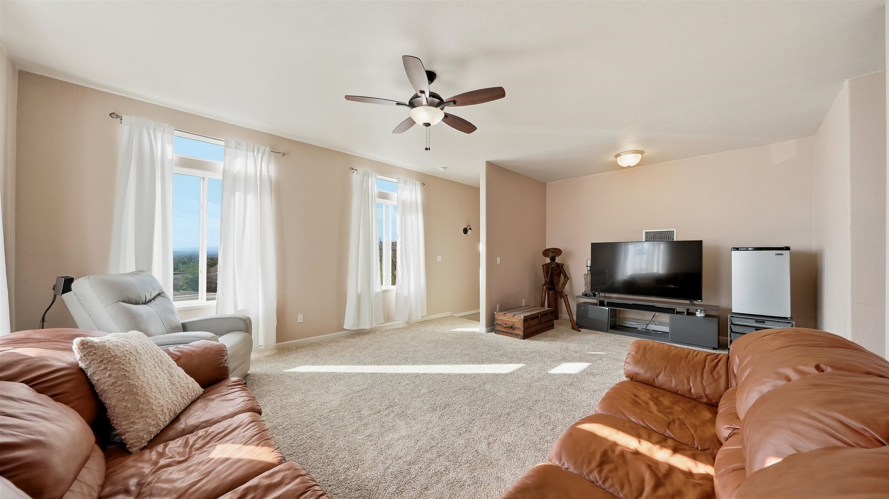 583 Grand View Court Property Photo 21
