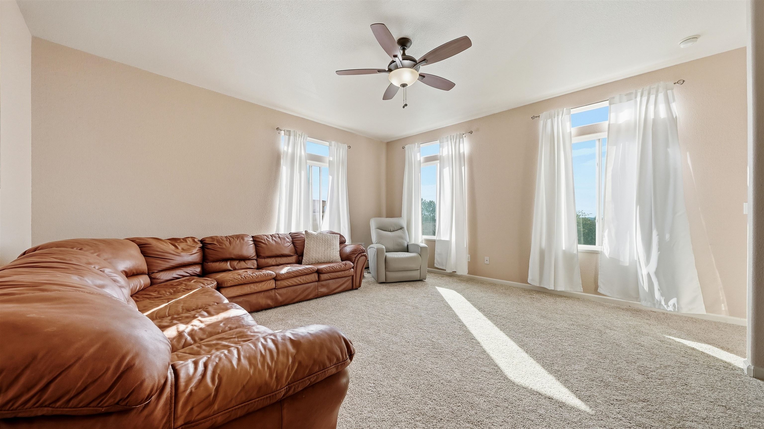 583 Grand View Court Property Photo 23