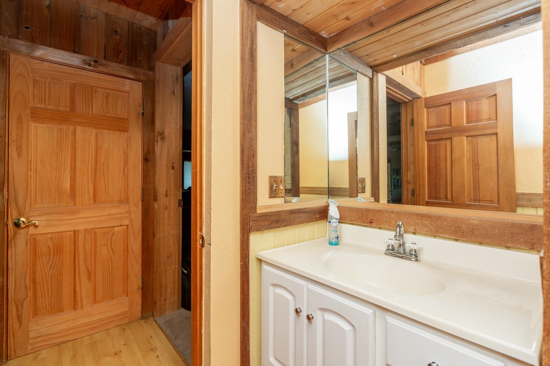 110 Country Club Park Road Property Photo 17