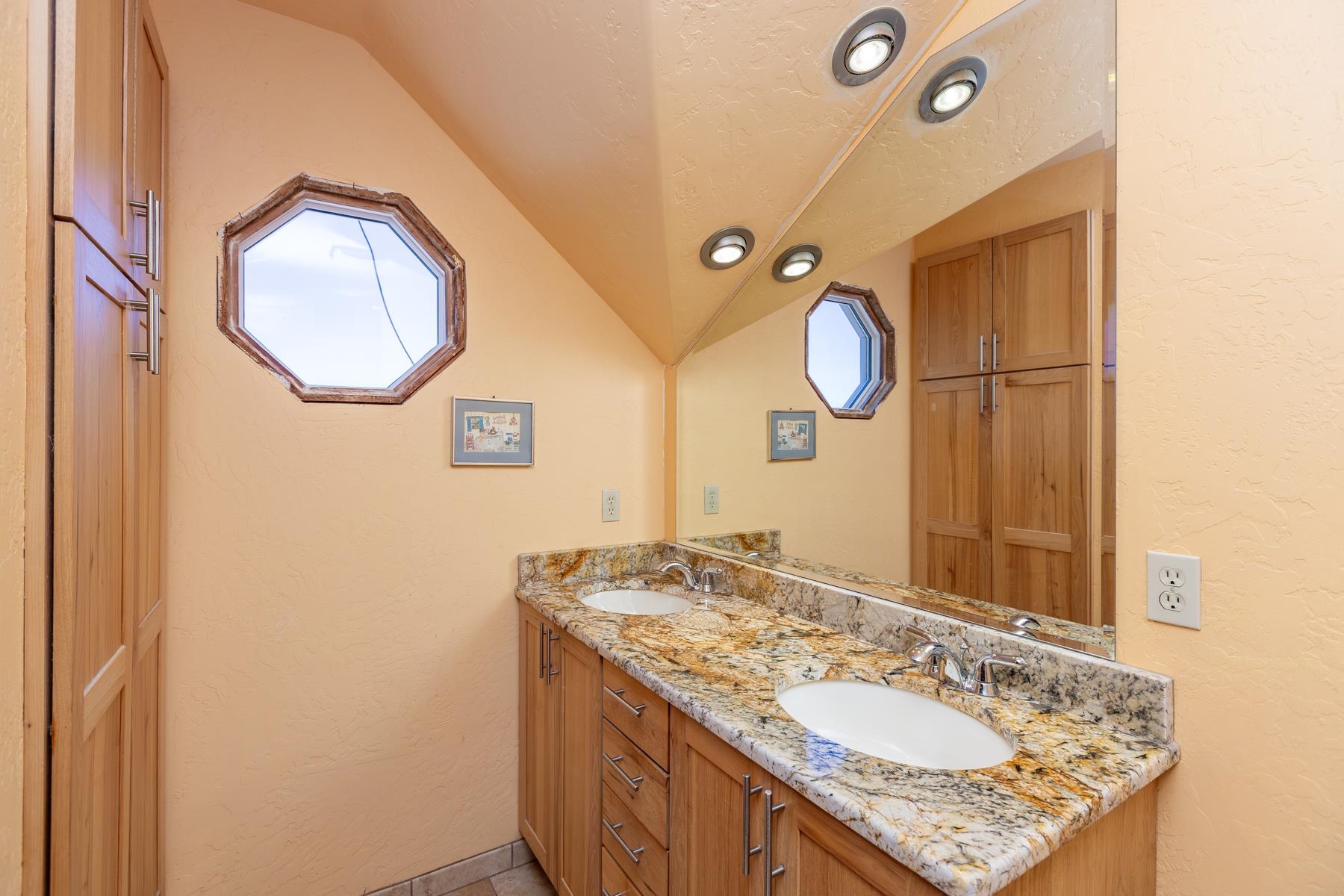 110 Country Club Park Road Property Photo 21