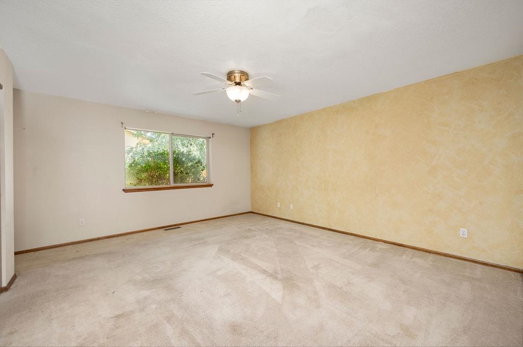 534 Dodge Street Property Photo 14