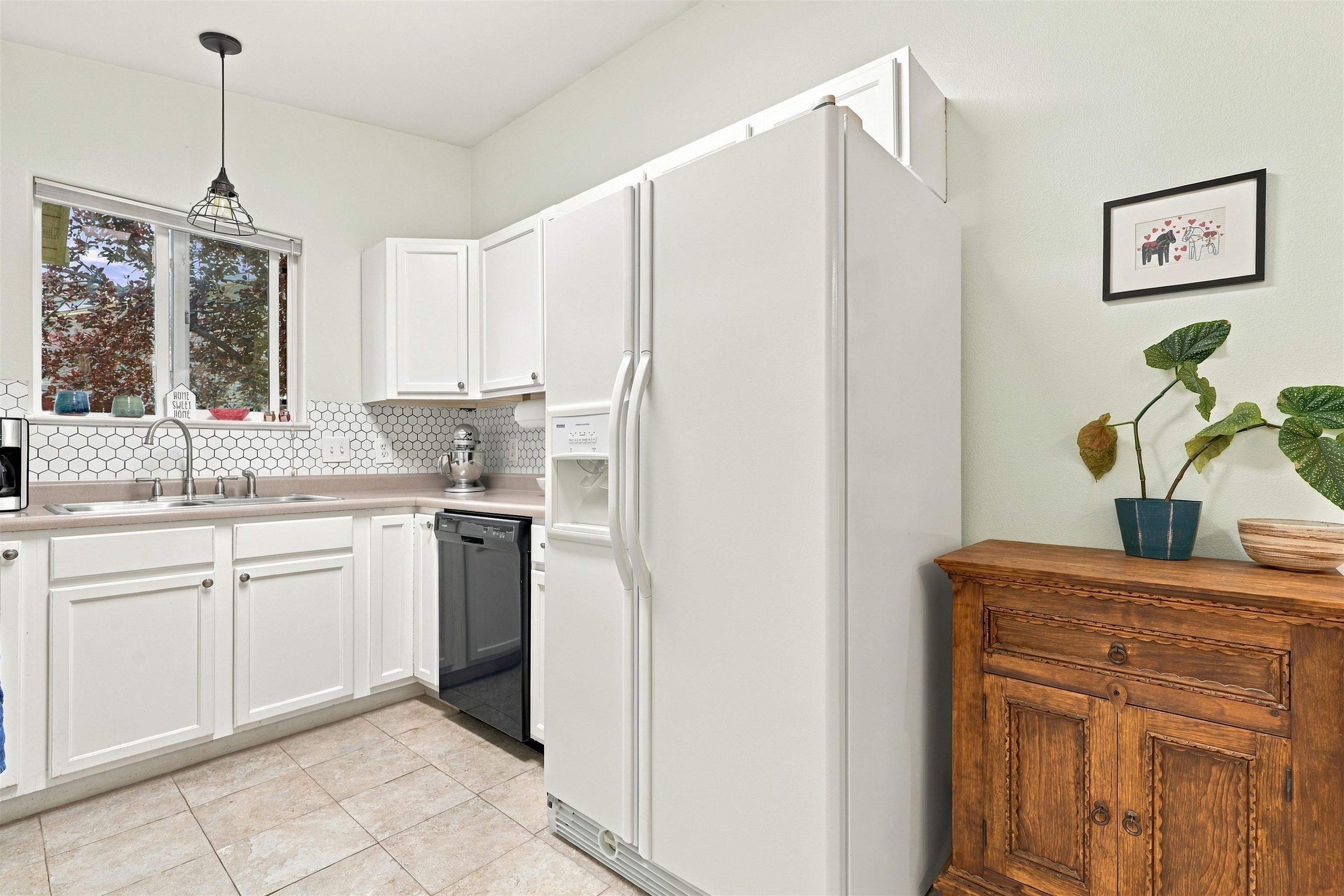 1131 Walnut Street Property Photo 5