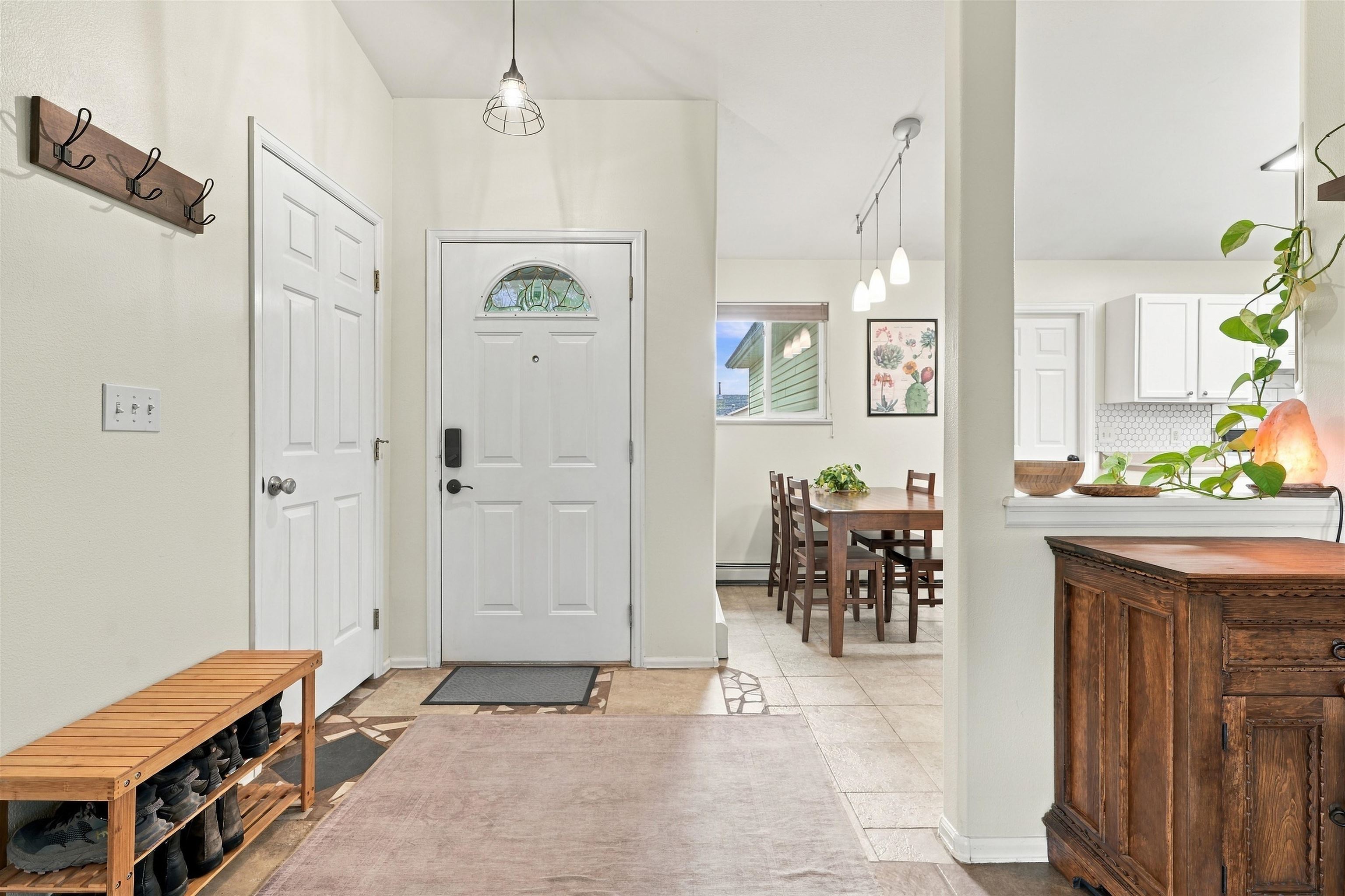 1131 Walnut Street Property Photo 8