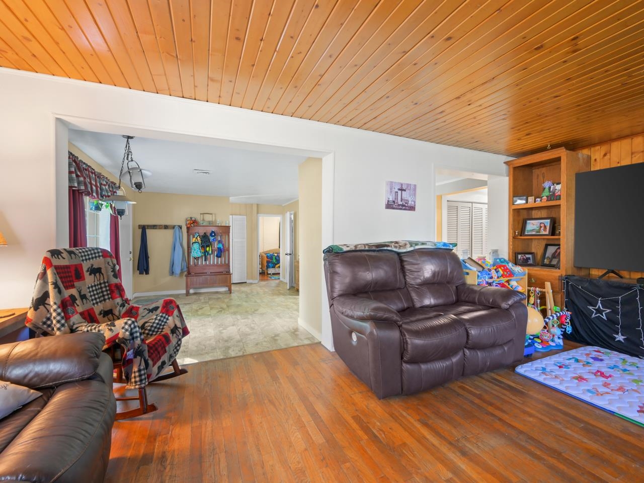 340 Epps Drive Property Photo 6