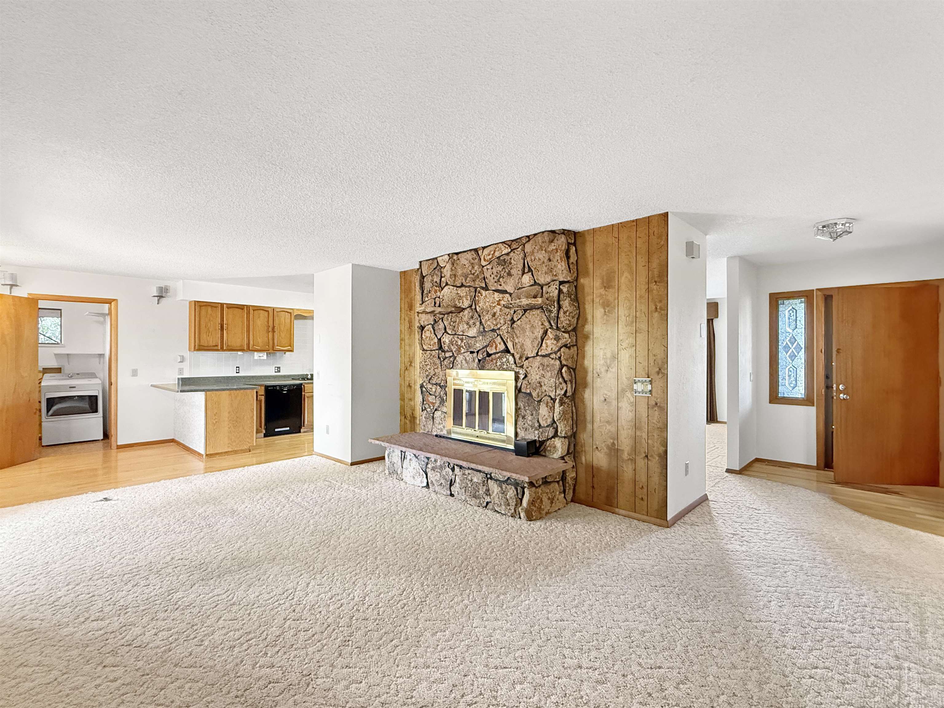 12984 Eckert Estate Road Property Photo 5