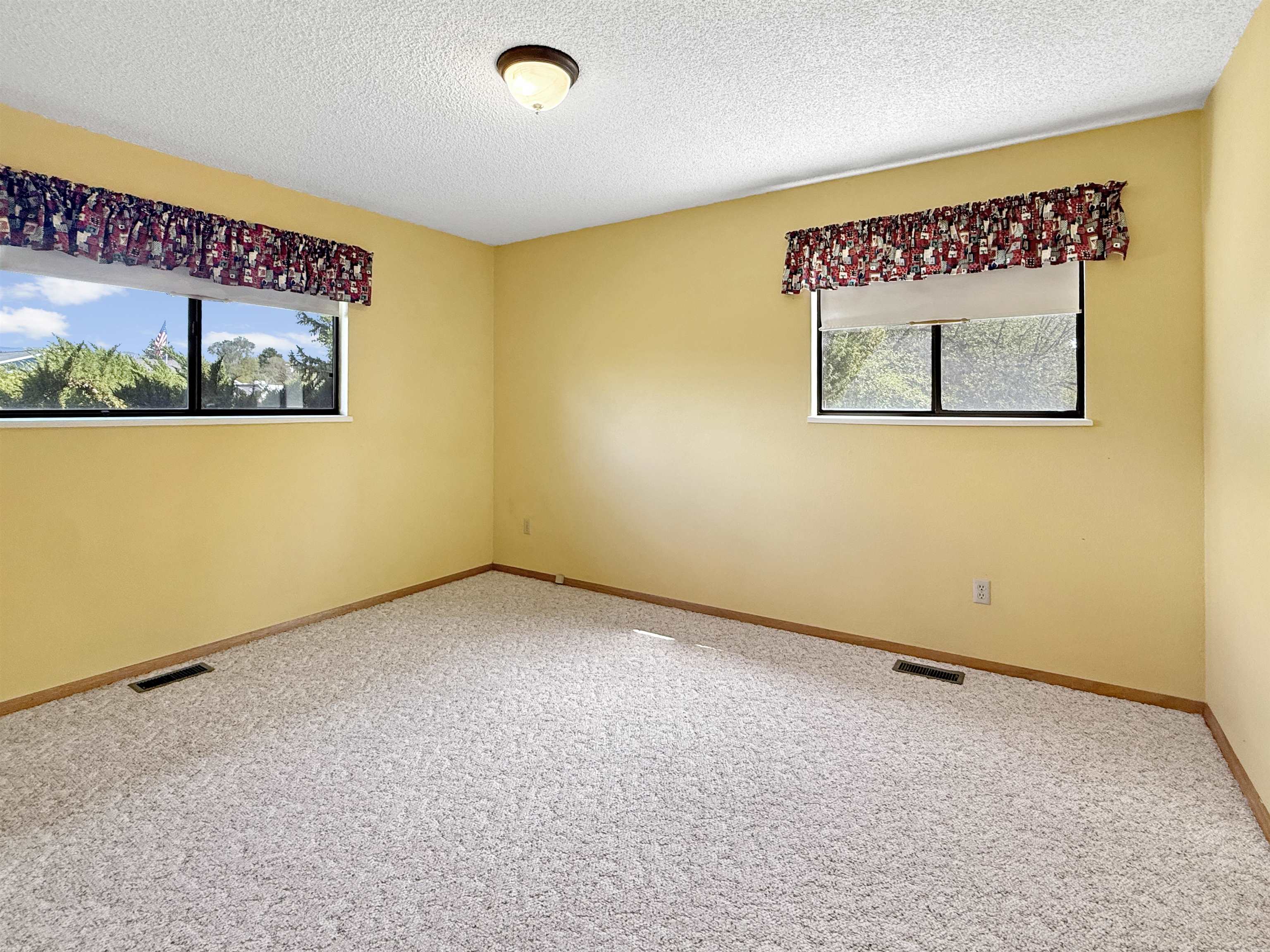 12984 Eckert Estate Road Property Photo 14
