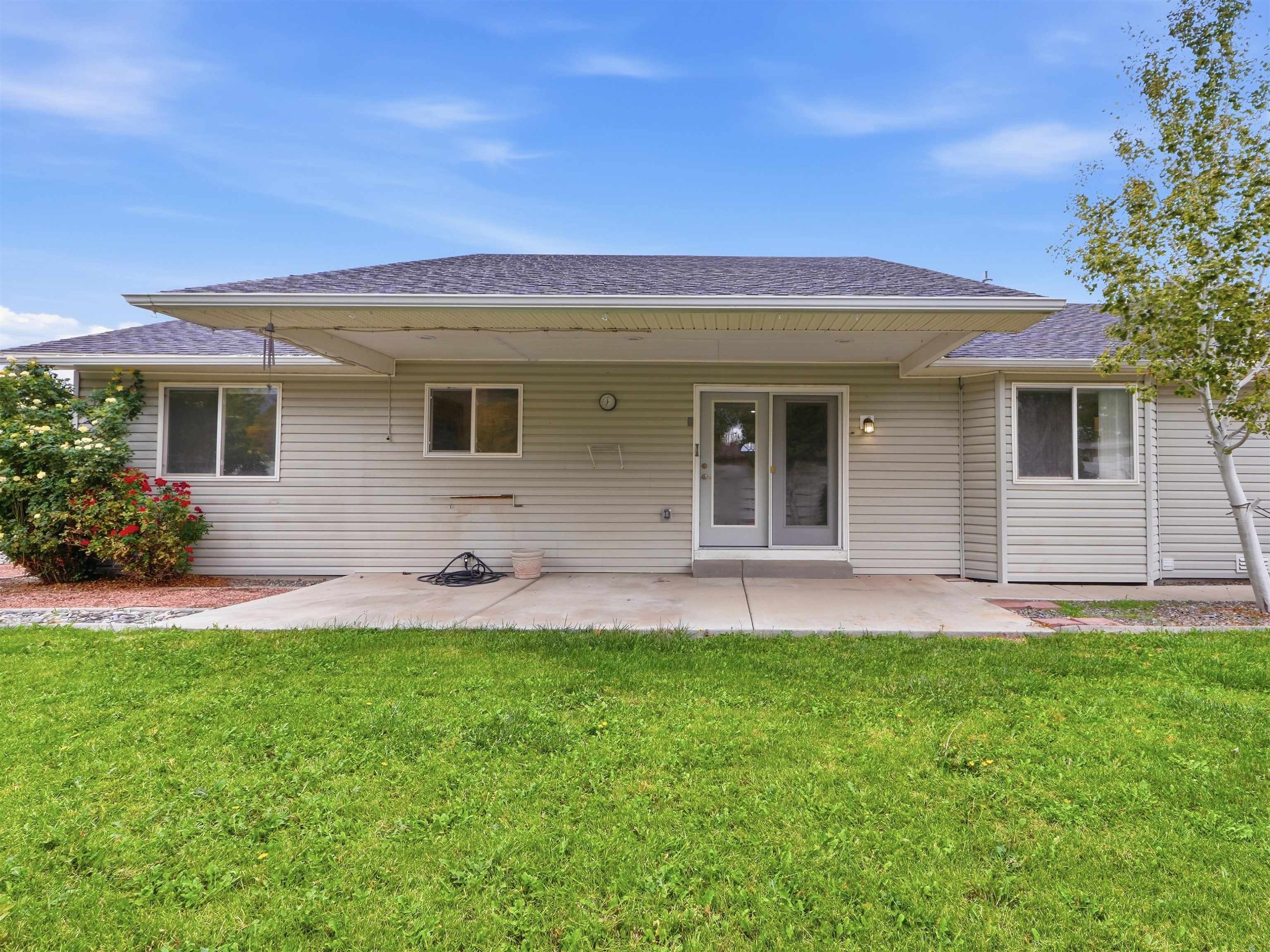 387 Myrrh Street Property Photo 5