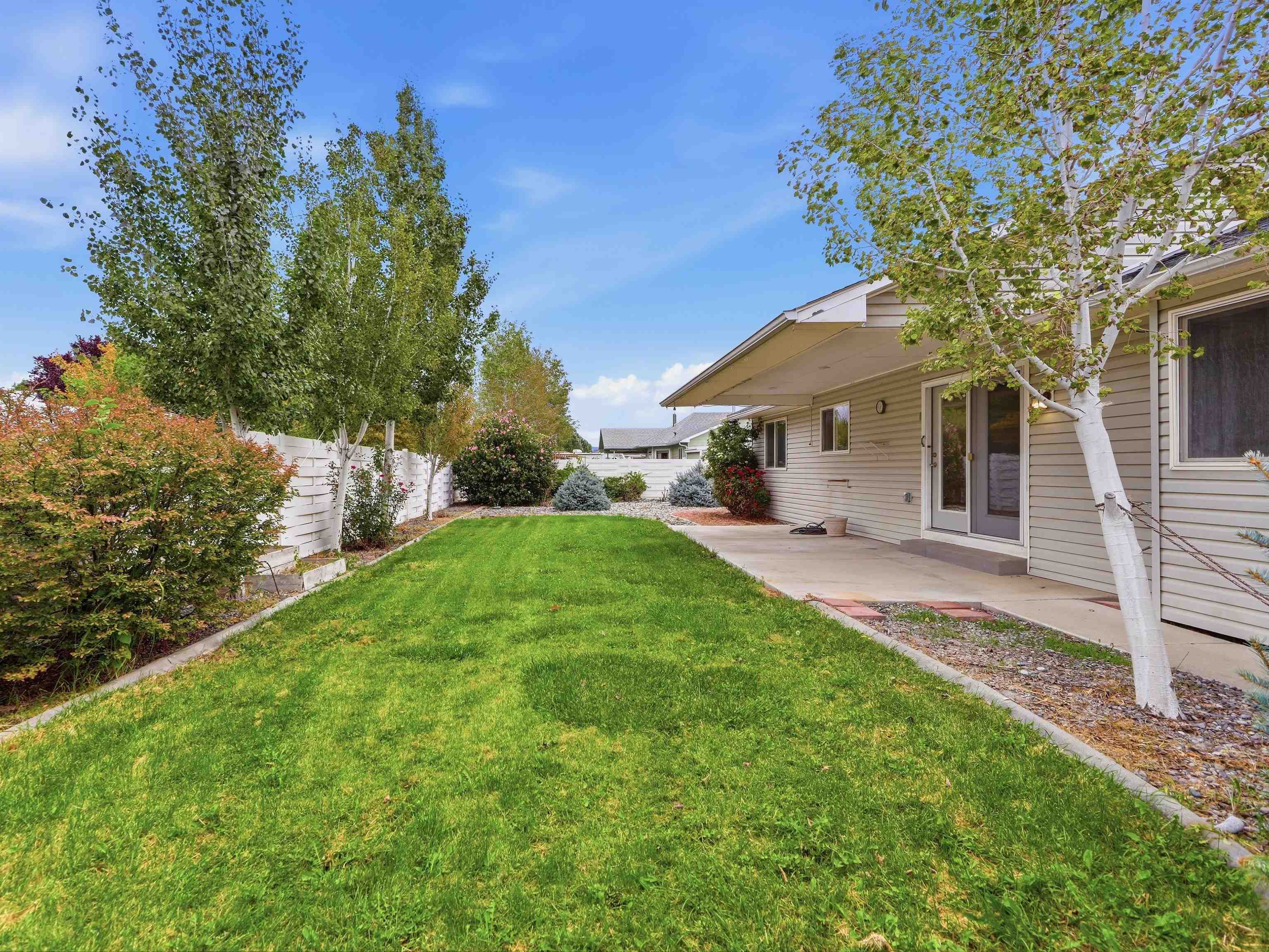 387 Myrrh Street Property Photo 6