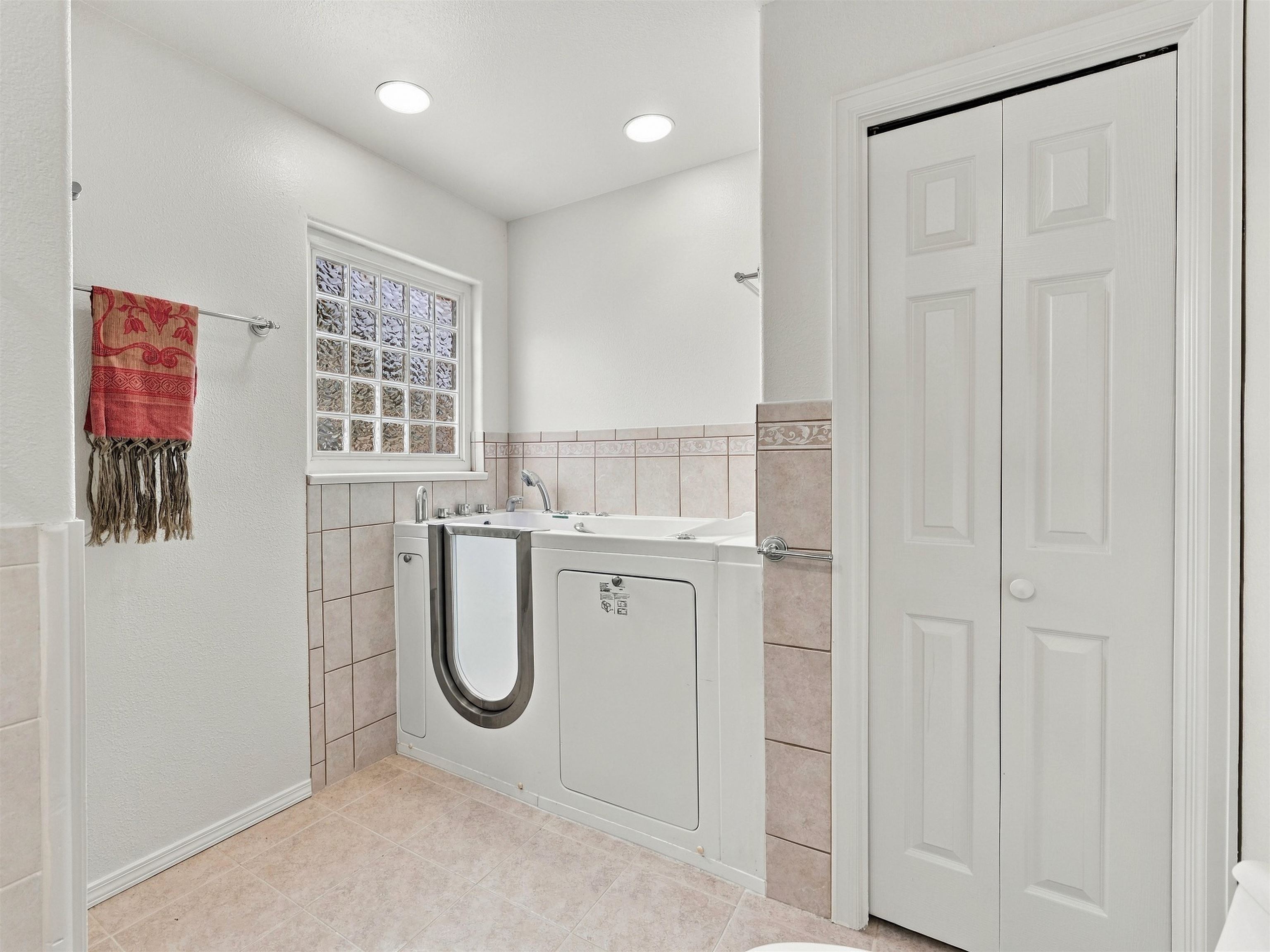 387 Myrrh Street Property Photo 17