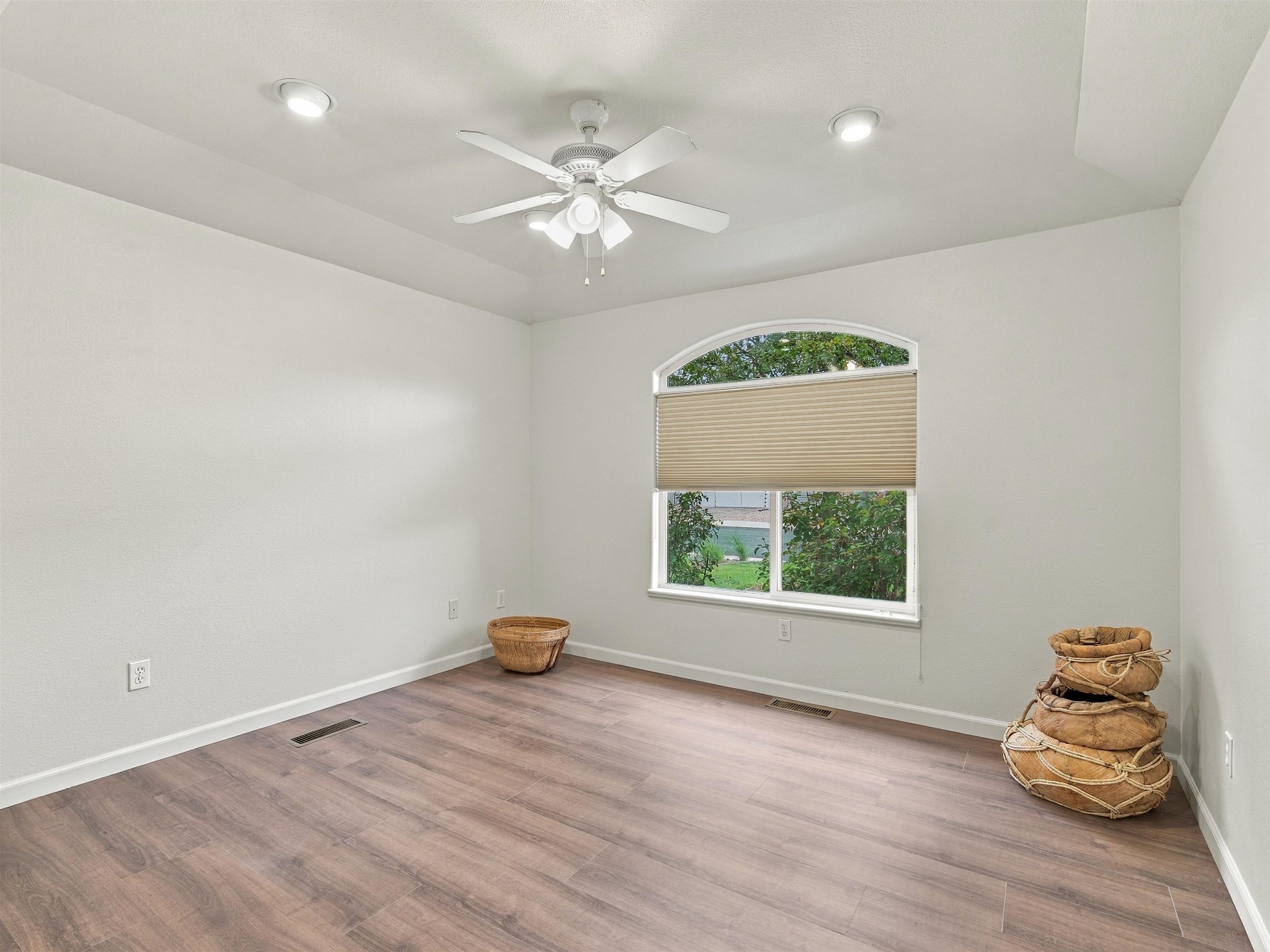 387 Myrrh Street Property Photo 20