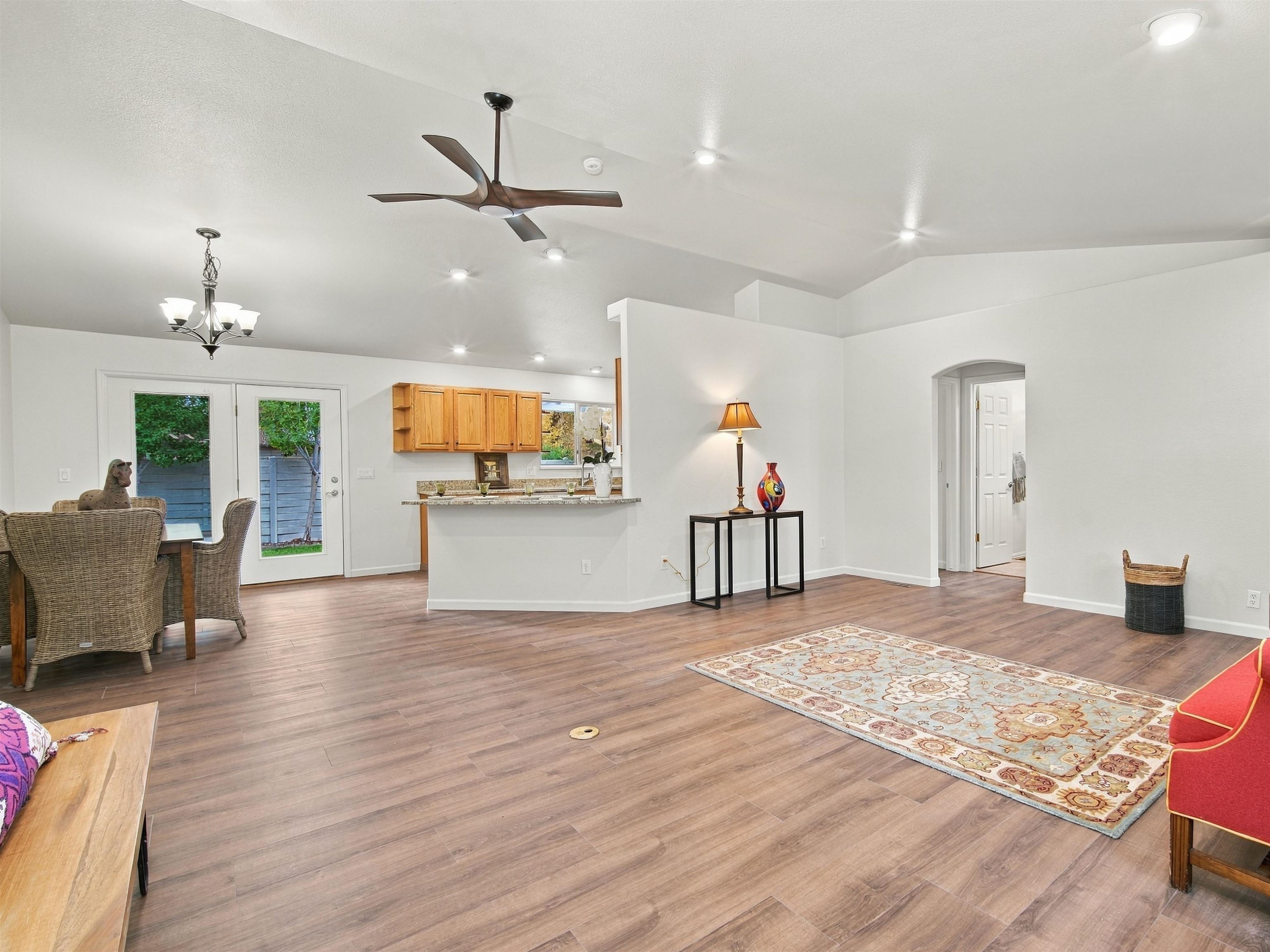 387 Myrrh Street Property Photo 22