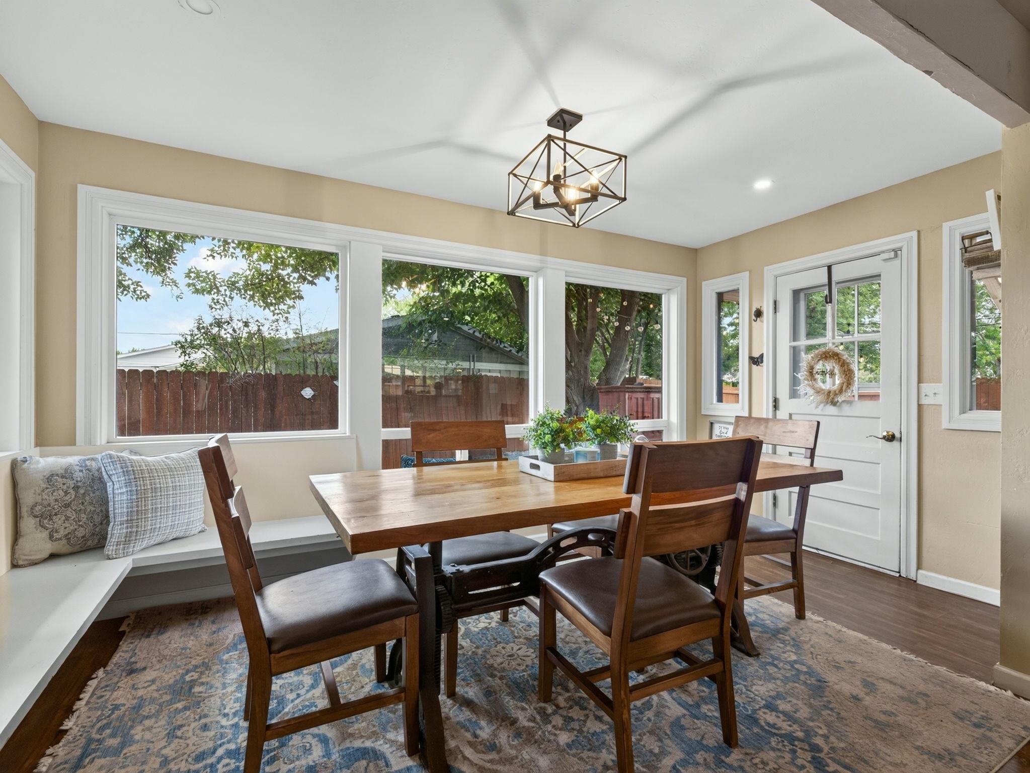 415 Walnut Avenue Property Photo 12