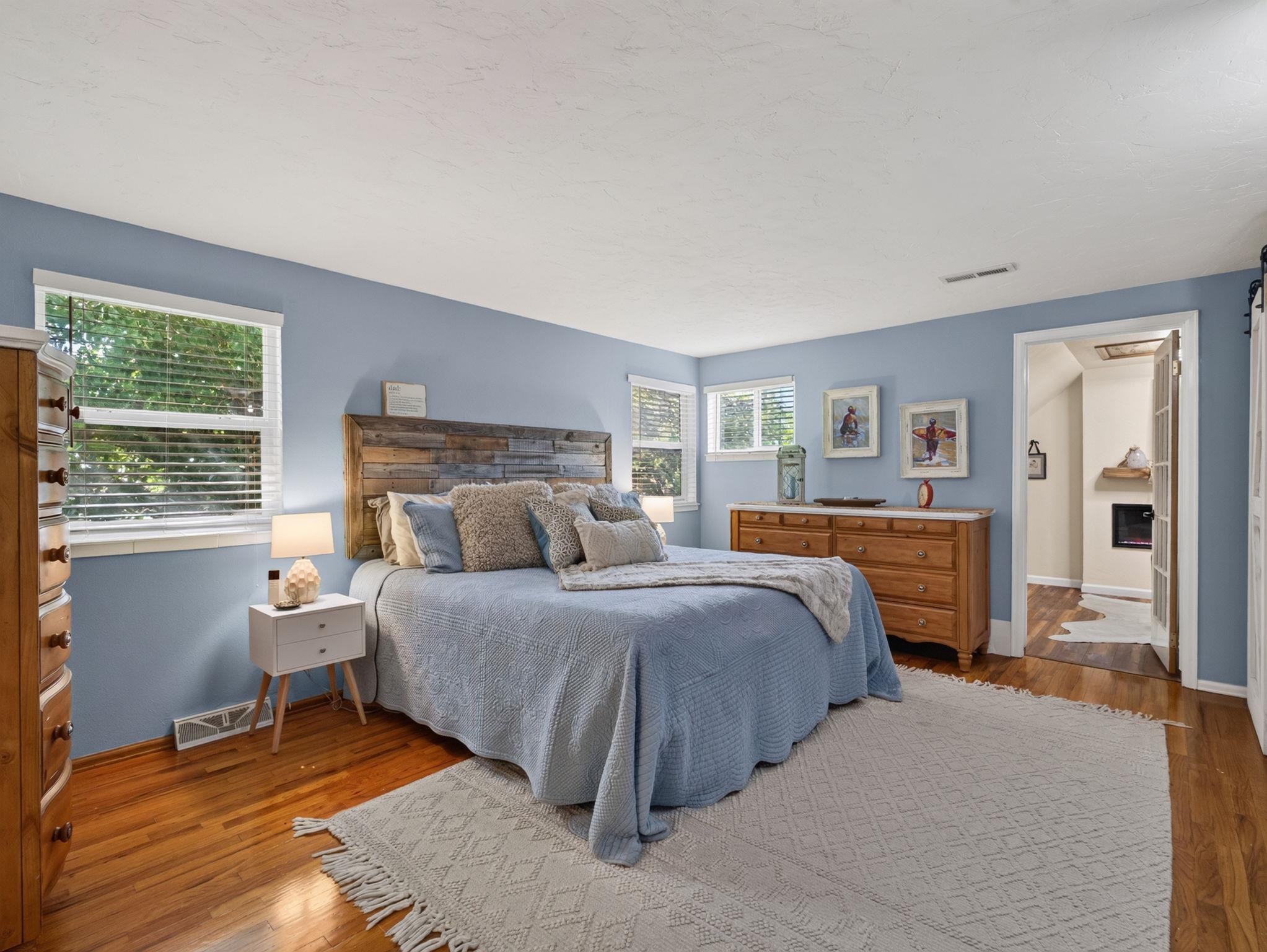 415 Walnut Avenue Property Photo 33