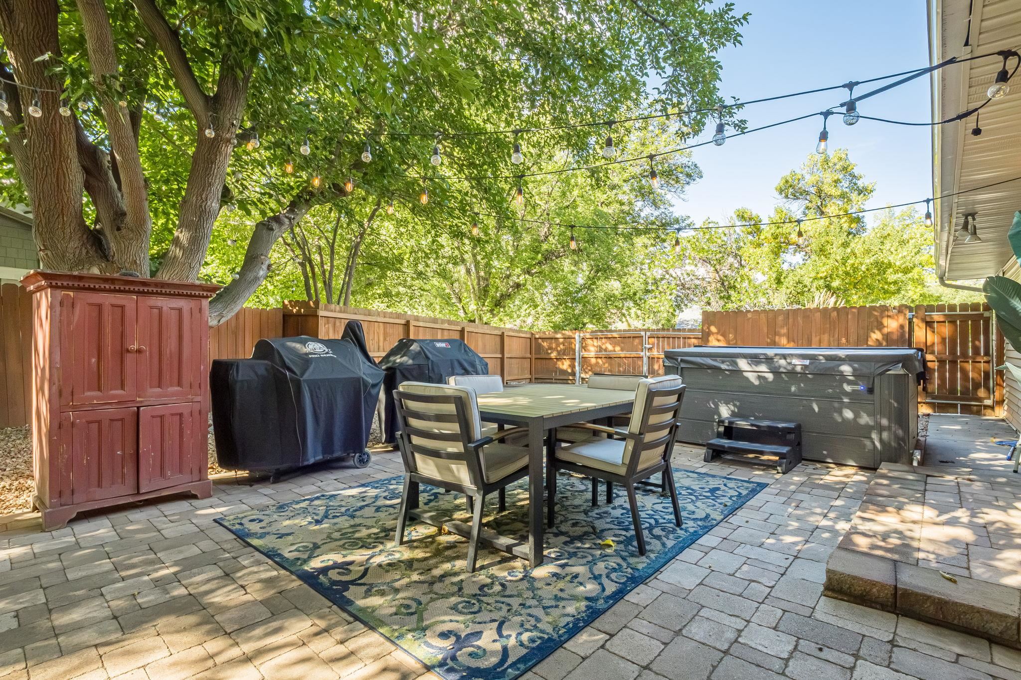 415 Walnut Avenue Property Photo 38