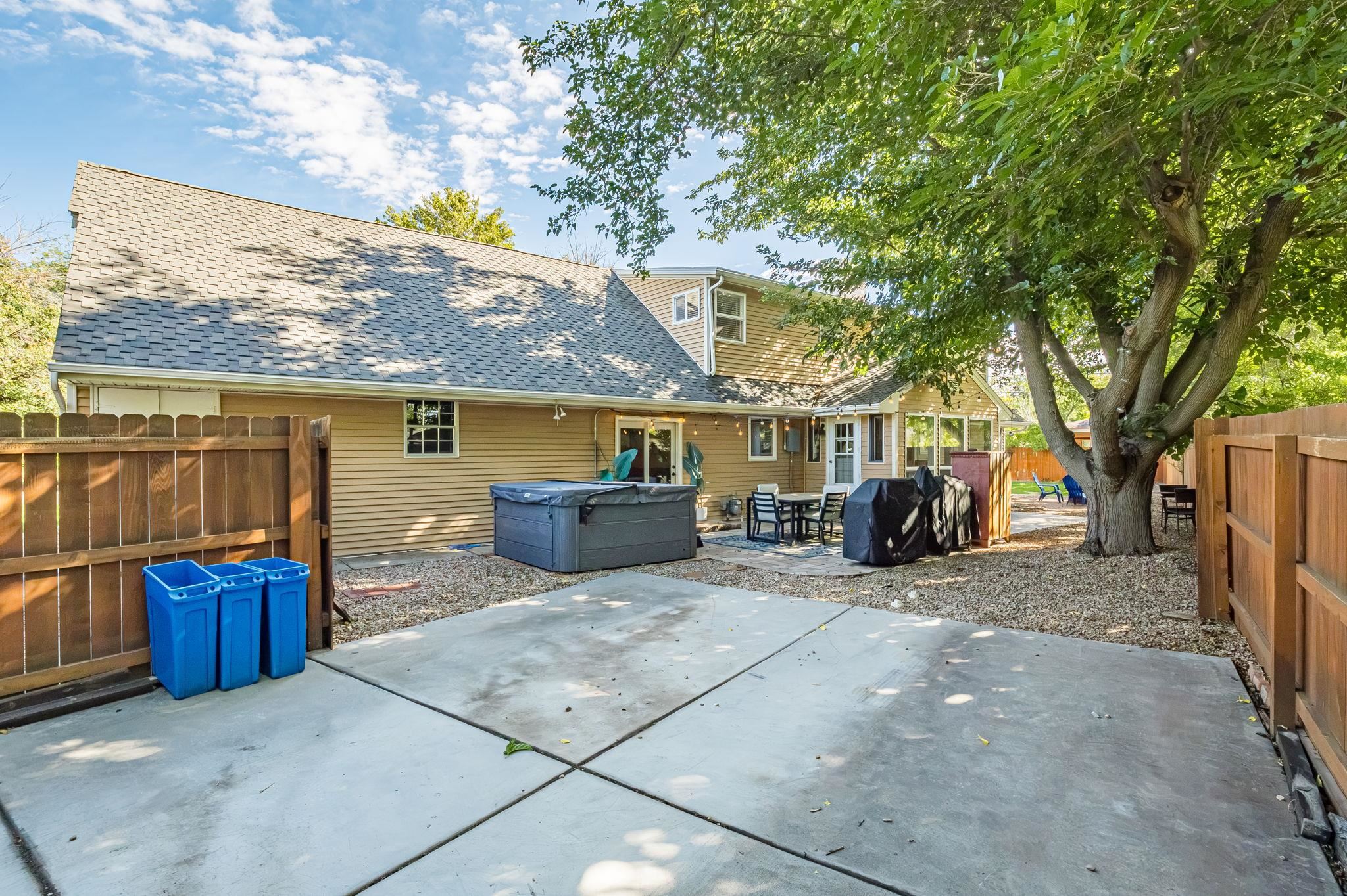 415 Walnut Avenue Property Photo 40