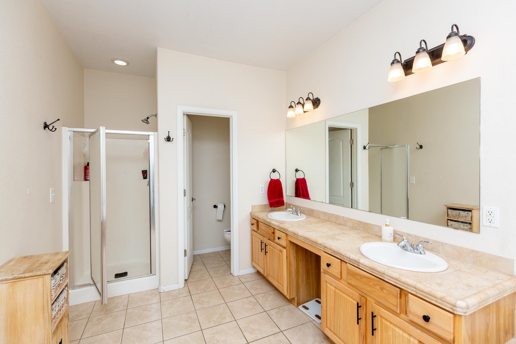 678 Arthur Court Property Photo 23