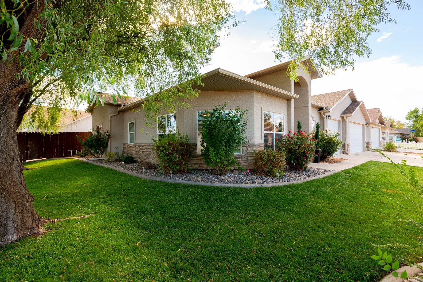 678 Arthur Court Property Photo 28