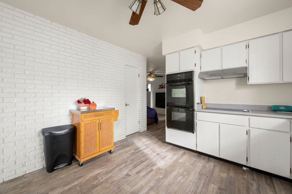 1098 21 1/2 Road Property Photo 9
