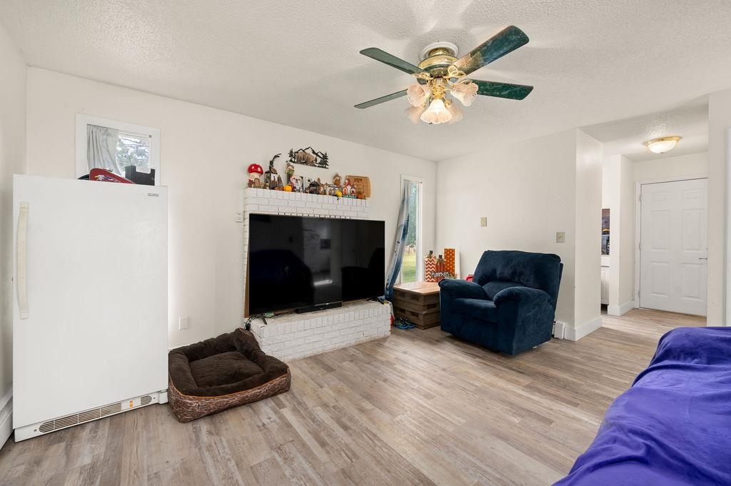 1098 21 1/2 Road Property Photo 11