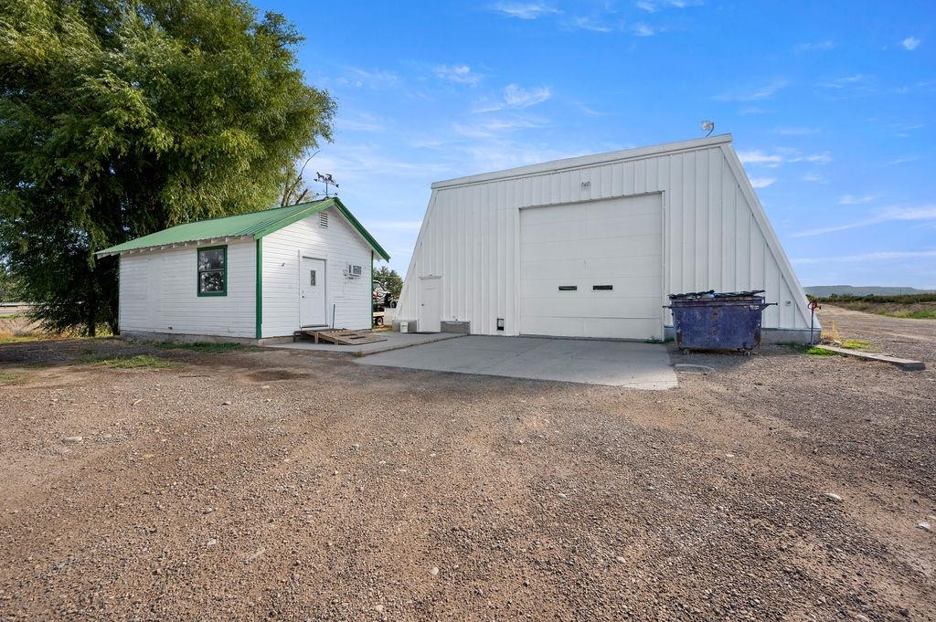 1098 21 1/2 Road Property Photo 24