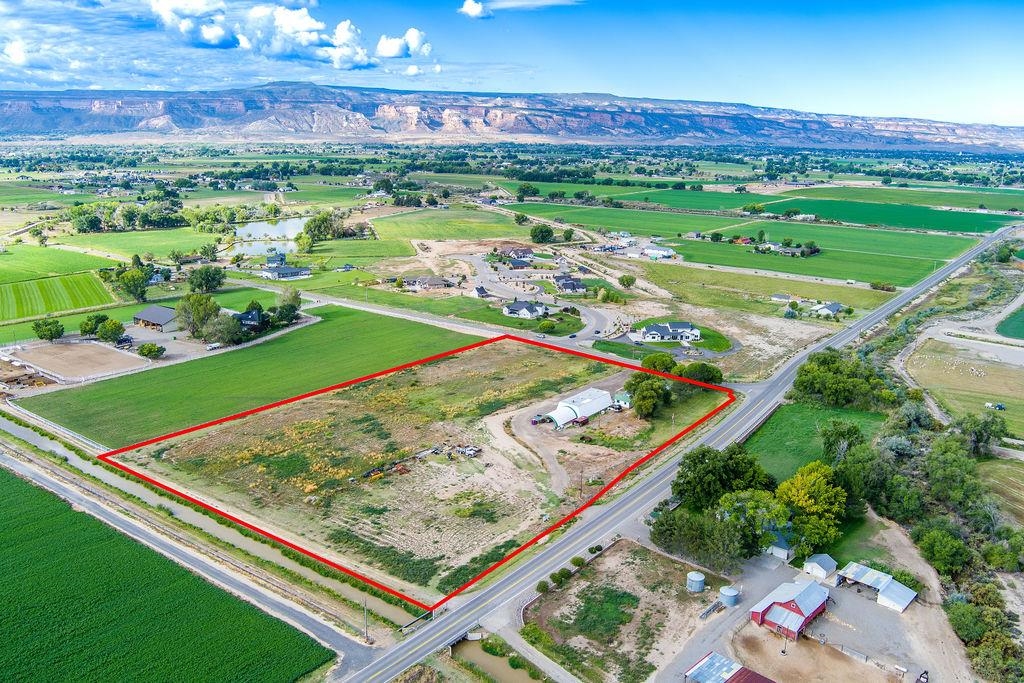 1098 21 1/2 Road Property Photo 32