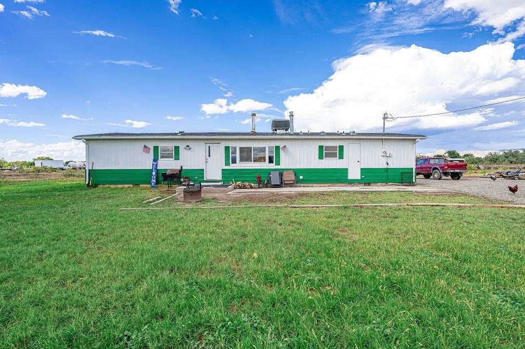 1051 22 1/2 Road Property Photo 1
