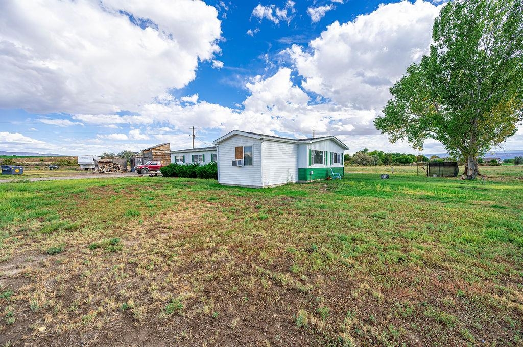 1051 22 1/2 Road Property Photo 3