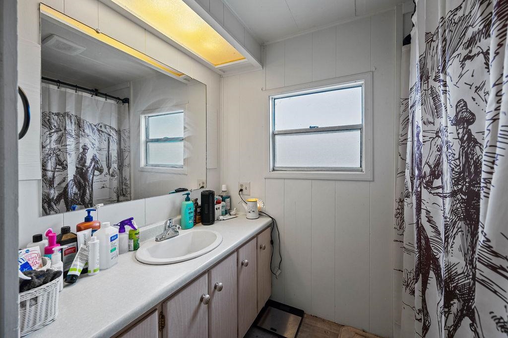 1051 22 1/2 Road Property Photo 22