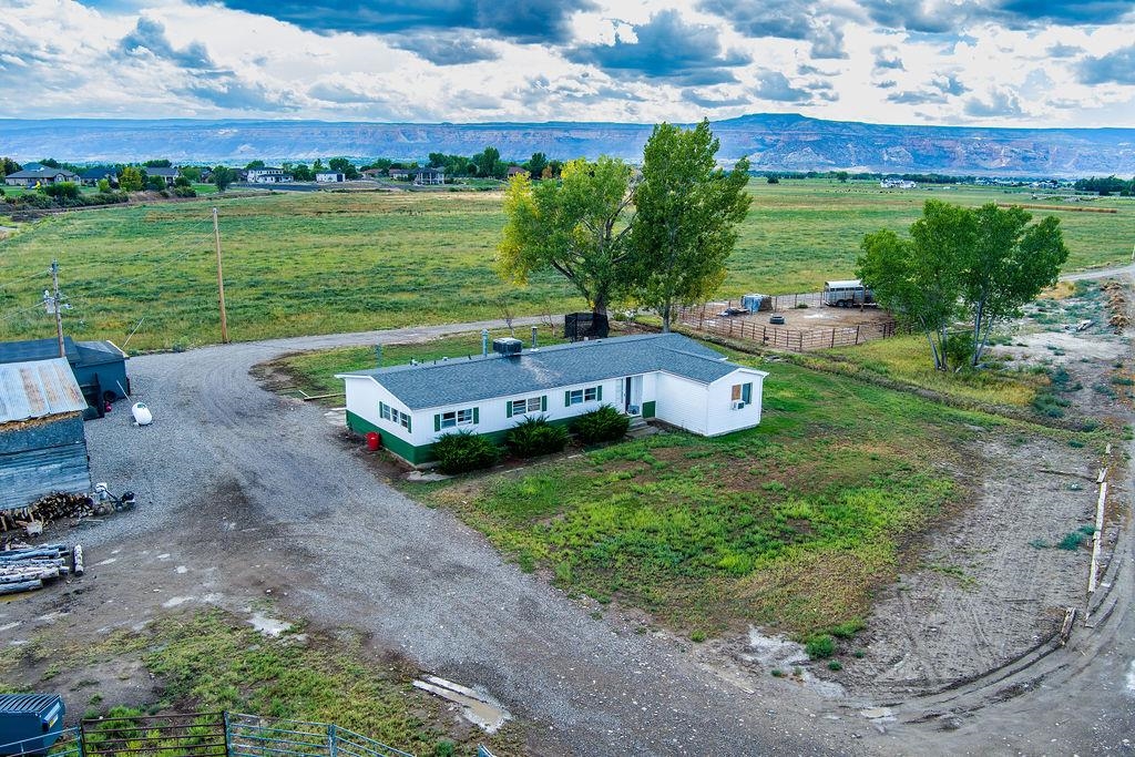 1051 22 1/2 Road Property Photo 35