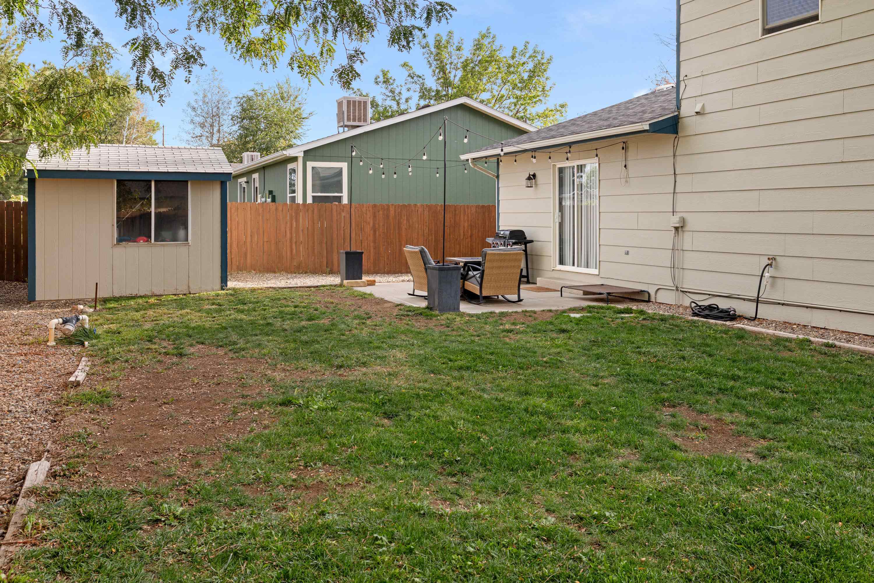 260 E Lynwood Street Property Photo 16