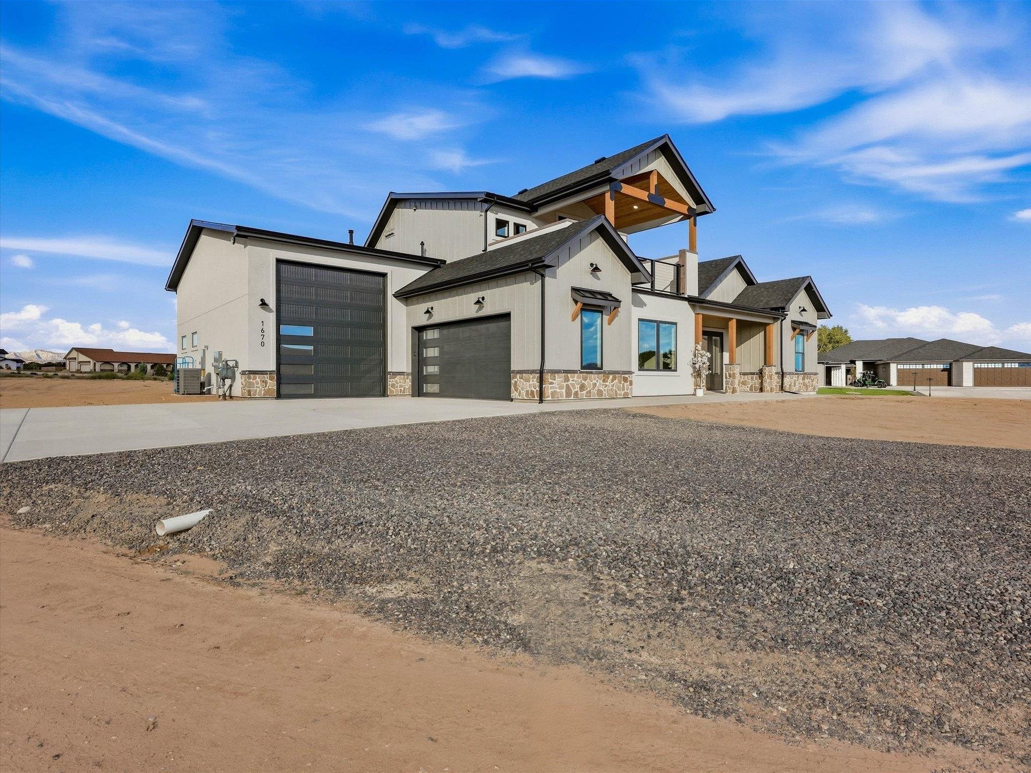 1670 Kangaroo Court Property Photo 3