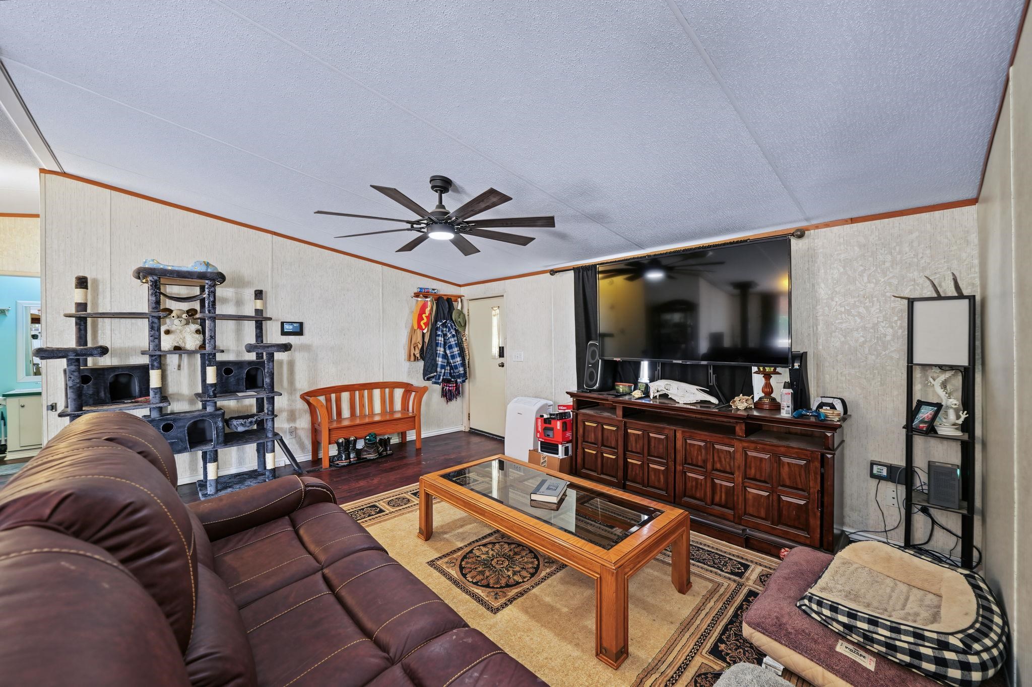 434 Placer Court Property Photo 3