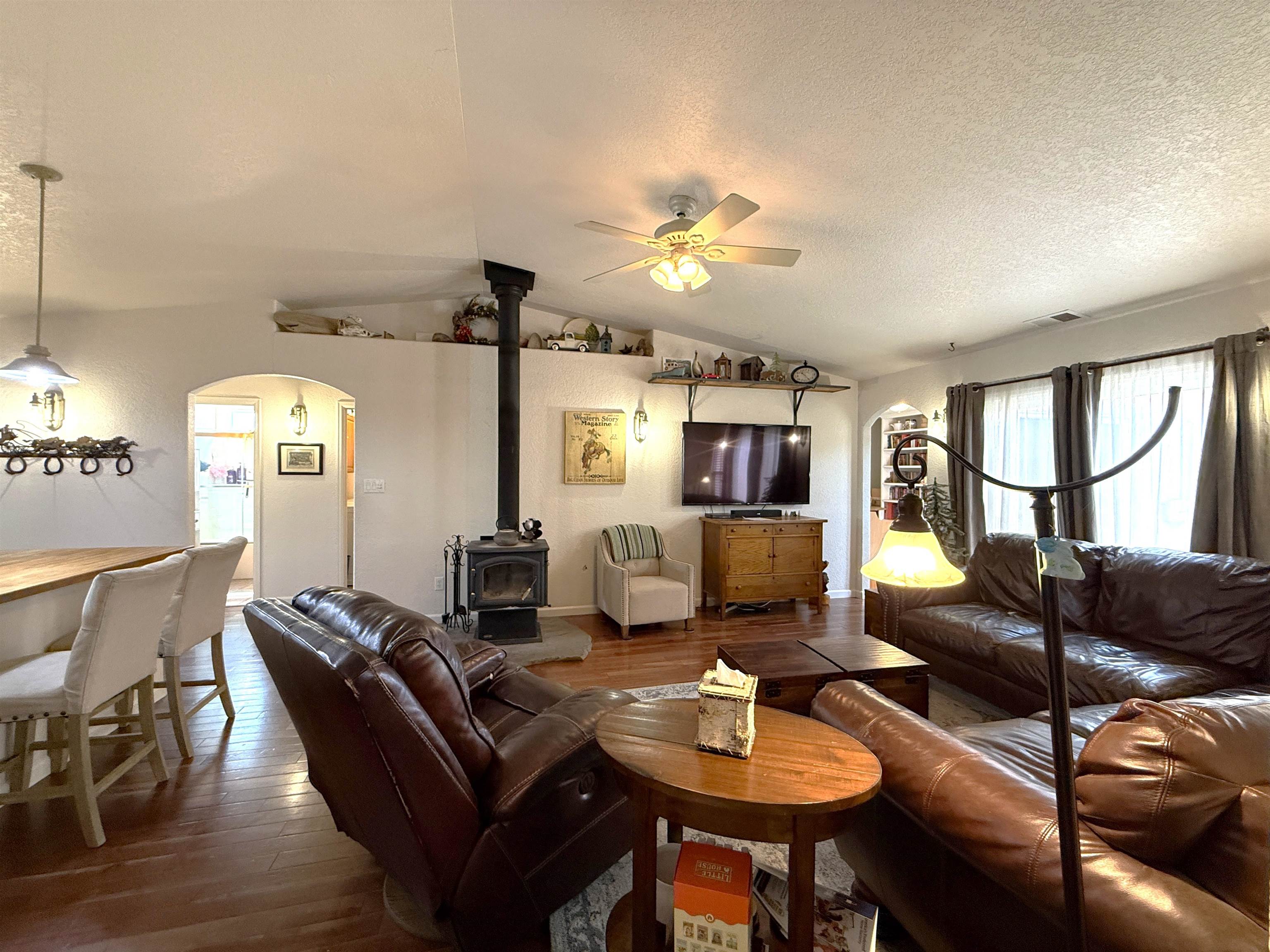 1137 Wolf Creek Court Property Photo 7