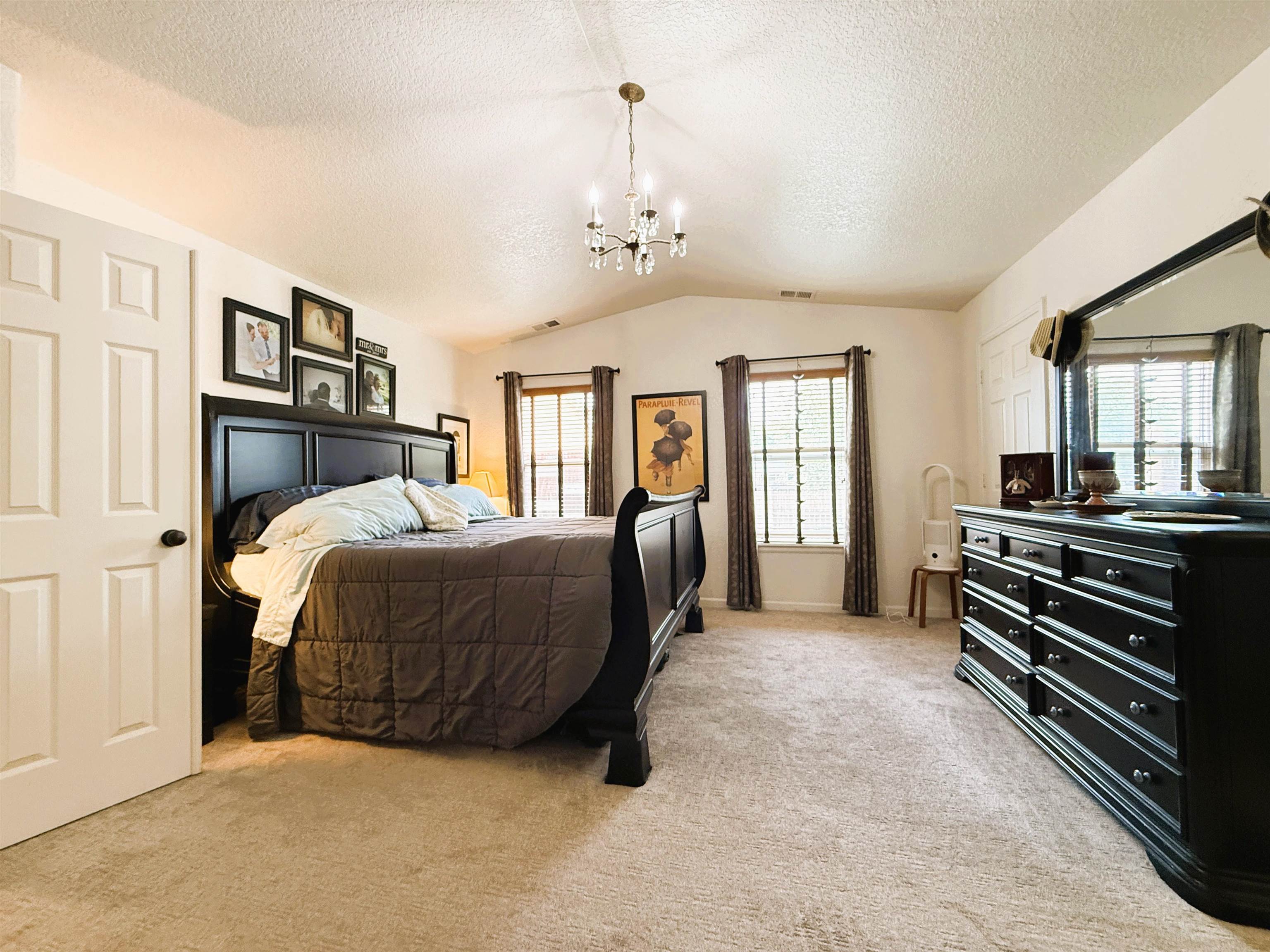 1137 Wolf Creek Court Property Photo 18