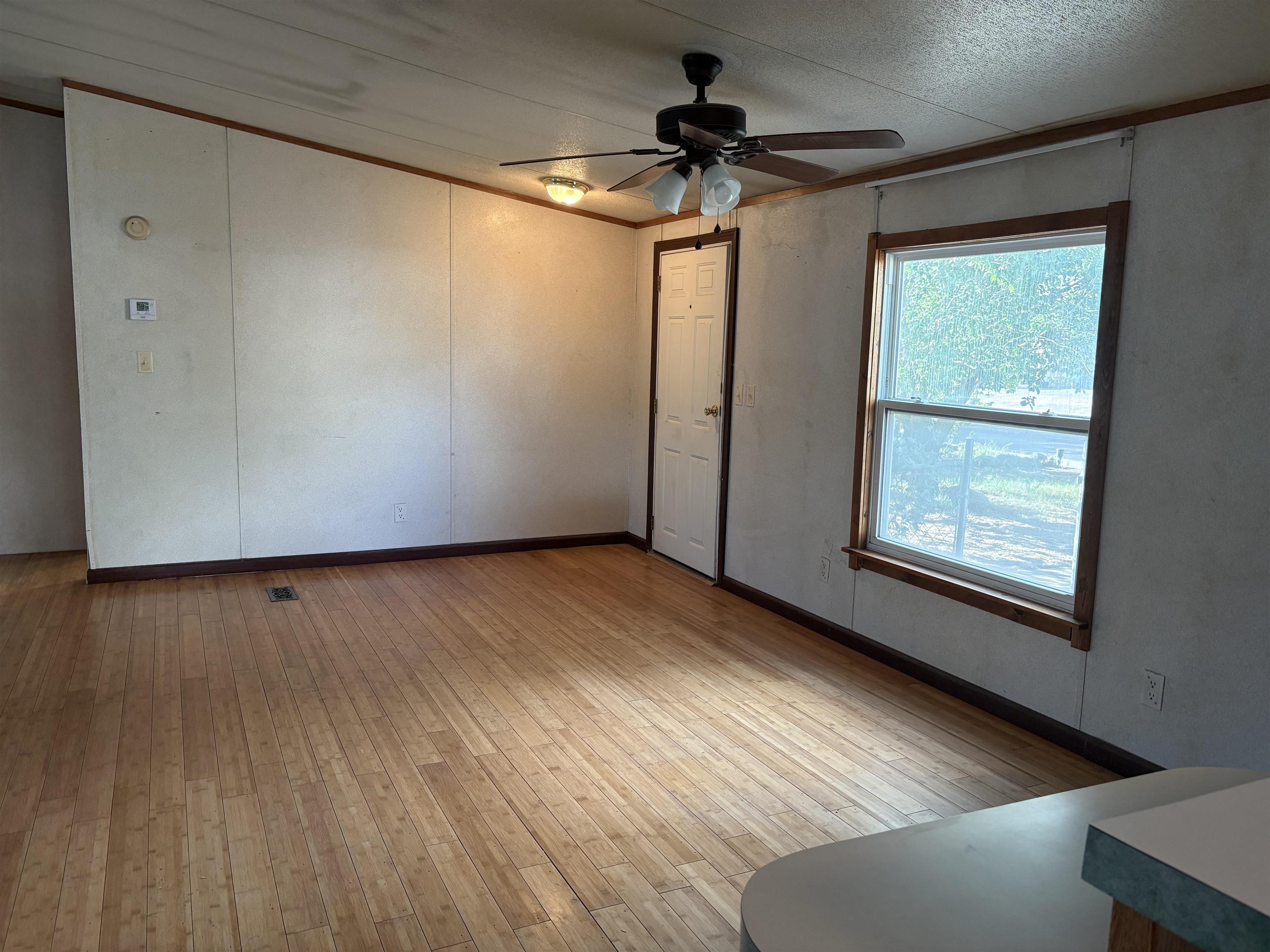 489 E Niagara Circle Property Photo 7