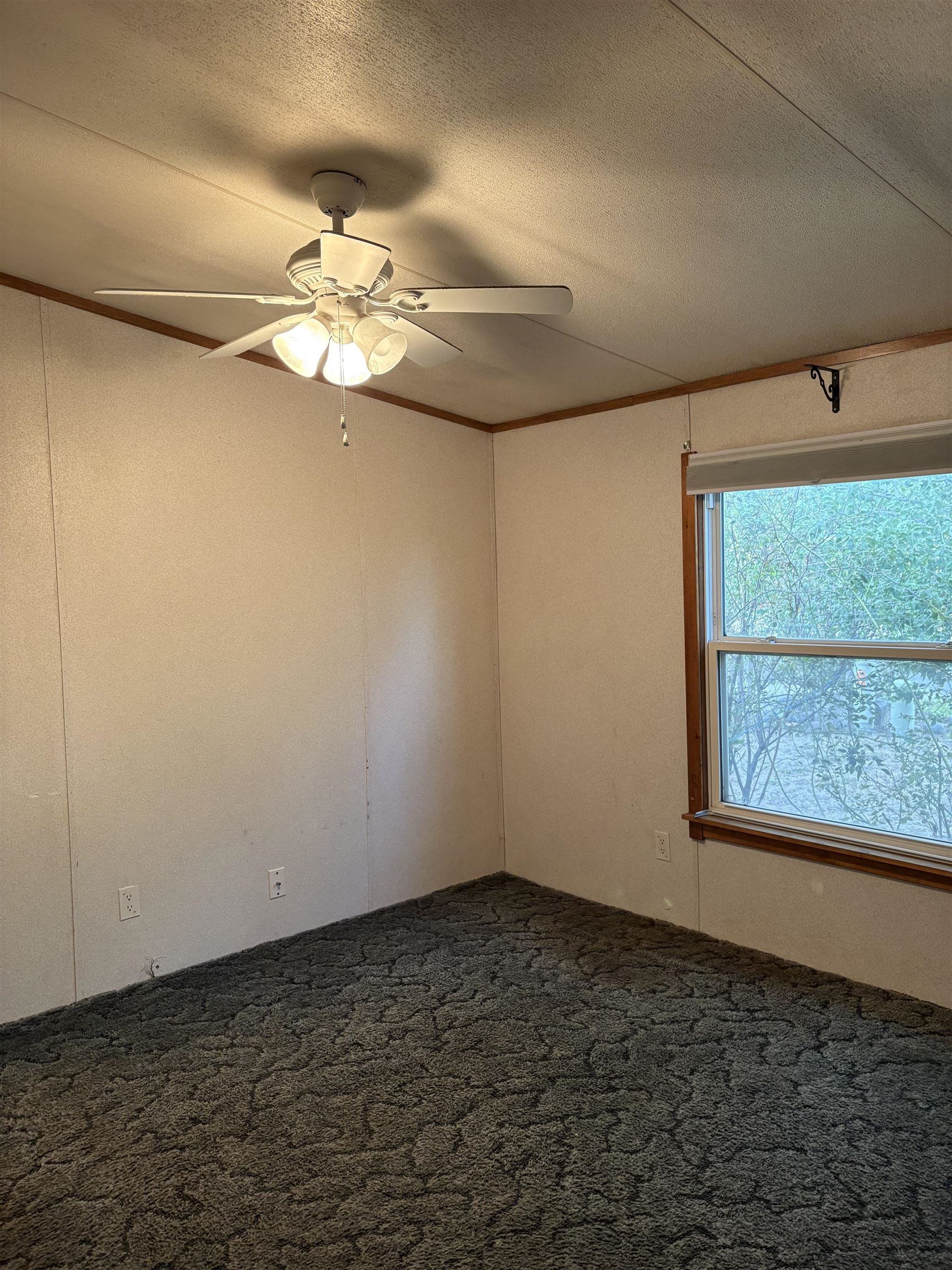 489 E Niagara Circle Property Photo 11