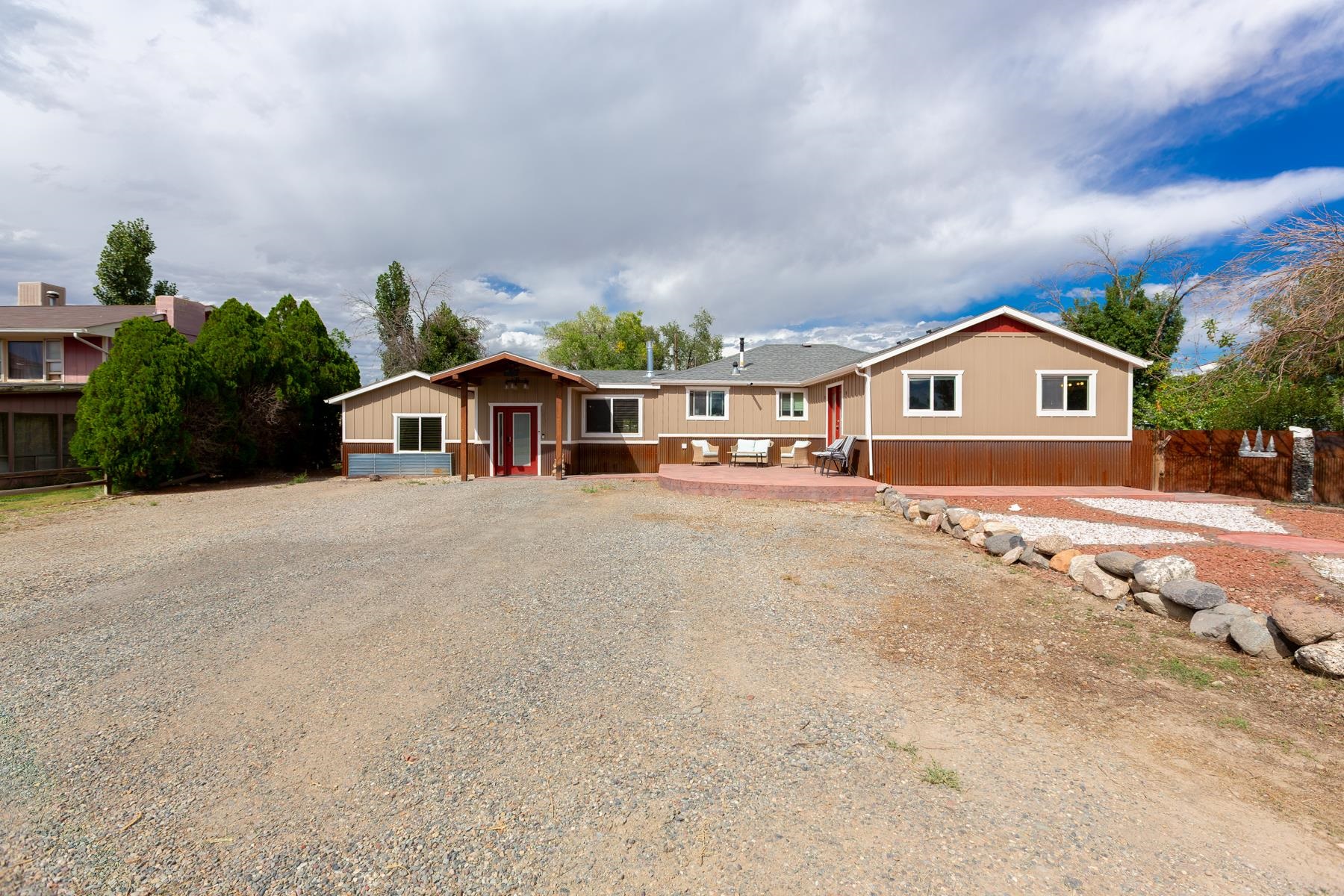 1831 Catalina Avenue Property Photo 1
