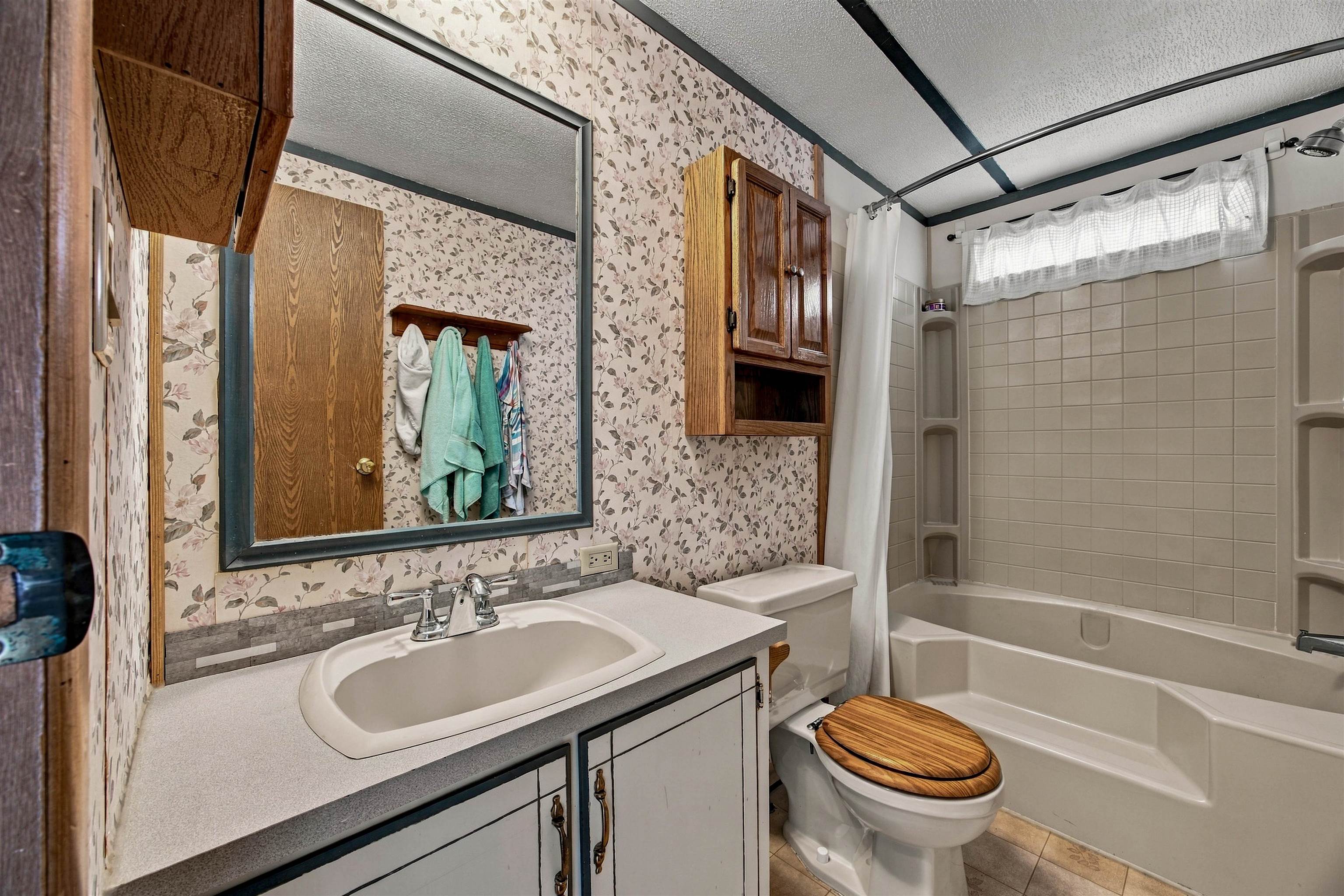 5280 6200 Road Property Photo 32
