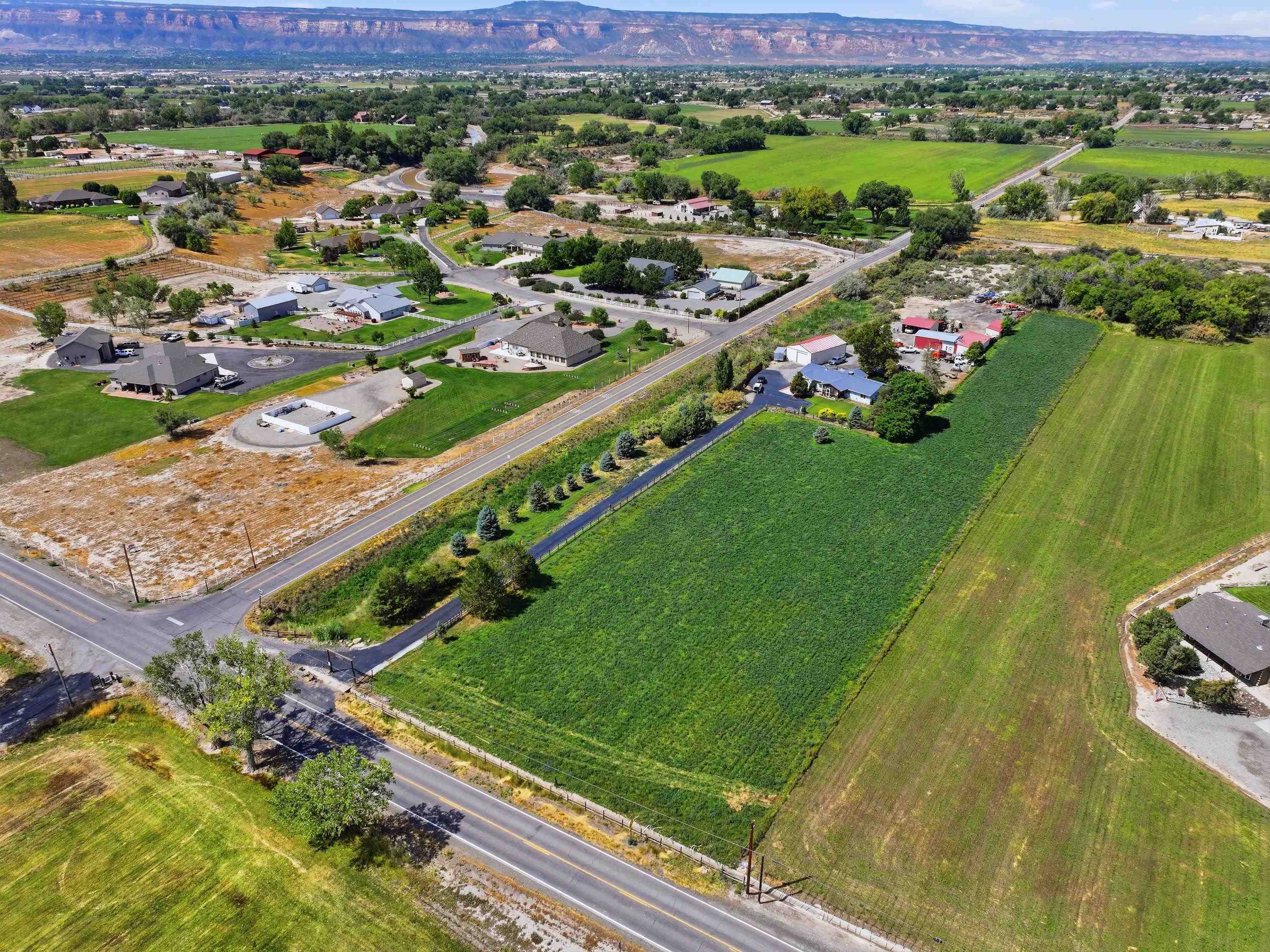 1001 24 Road Property Photo 1