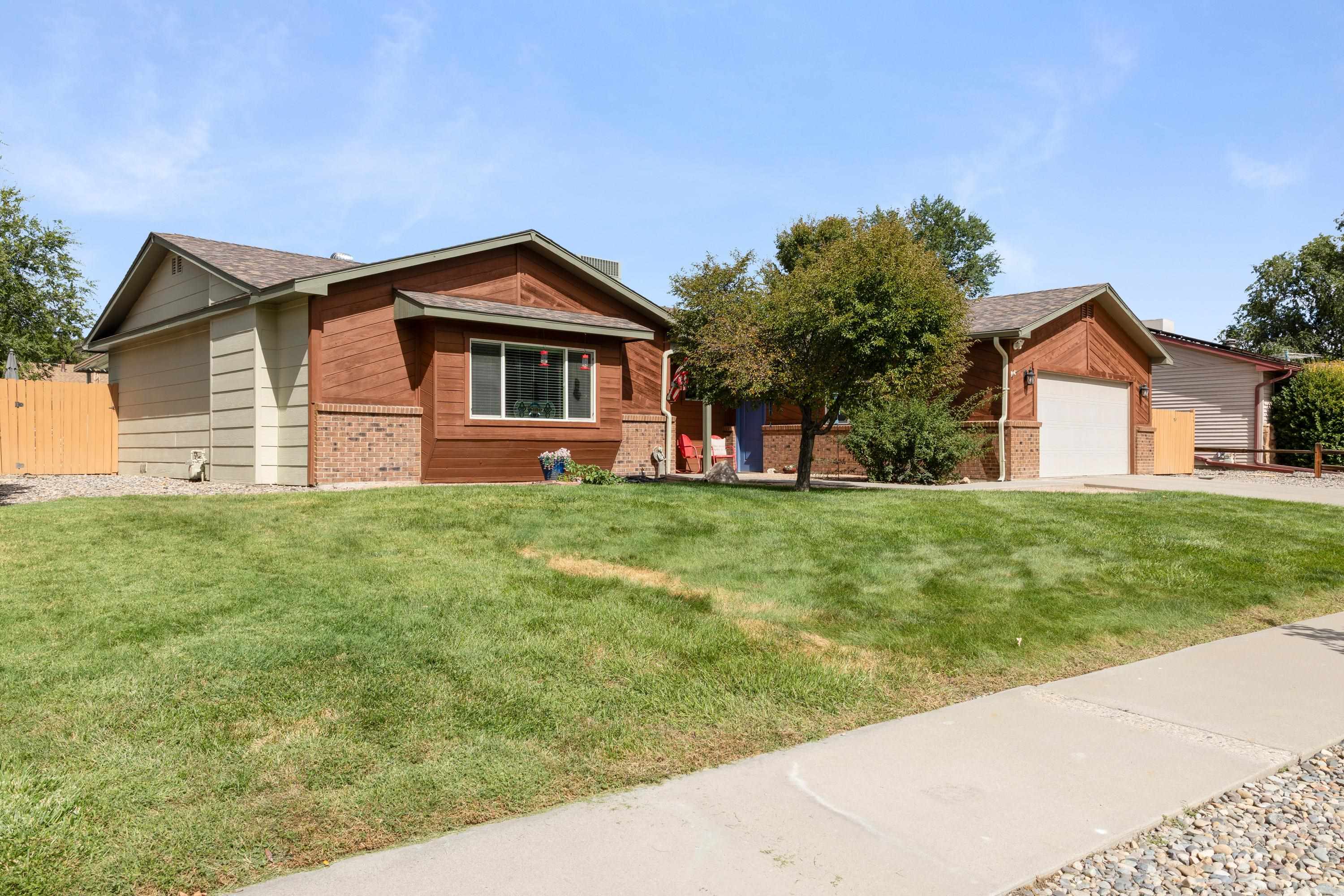 2318 Hawthorne Avenue Property Photo 2