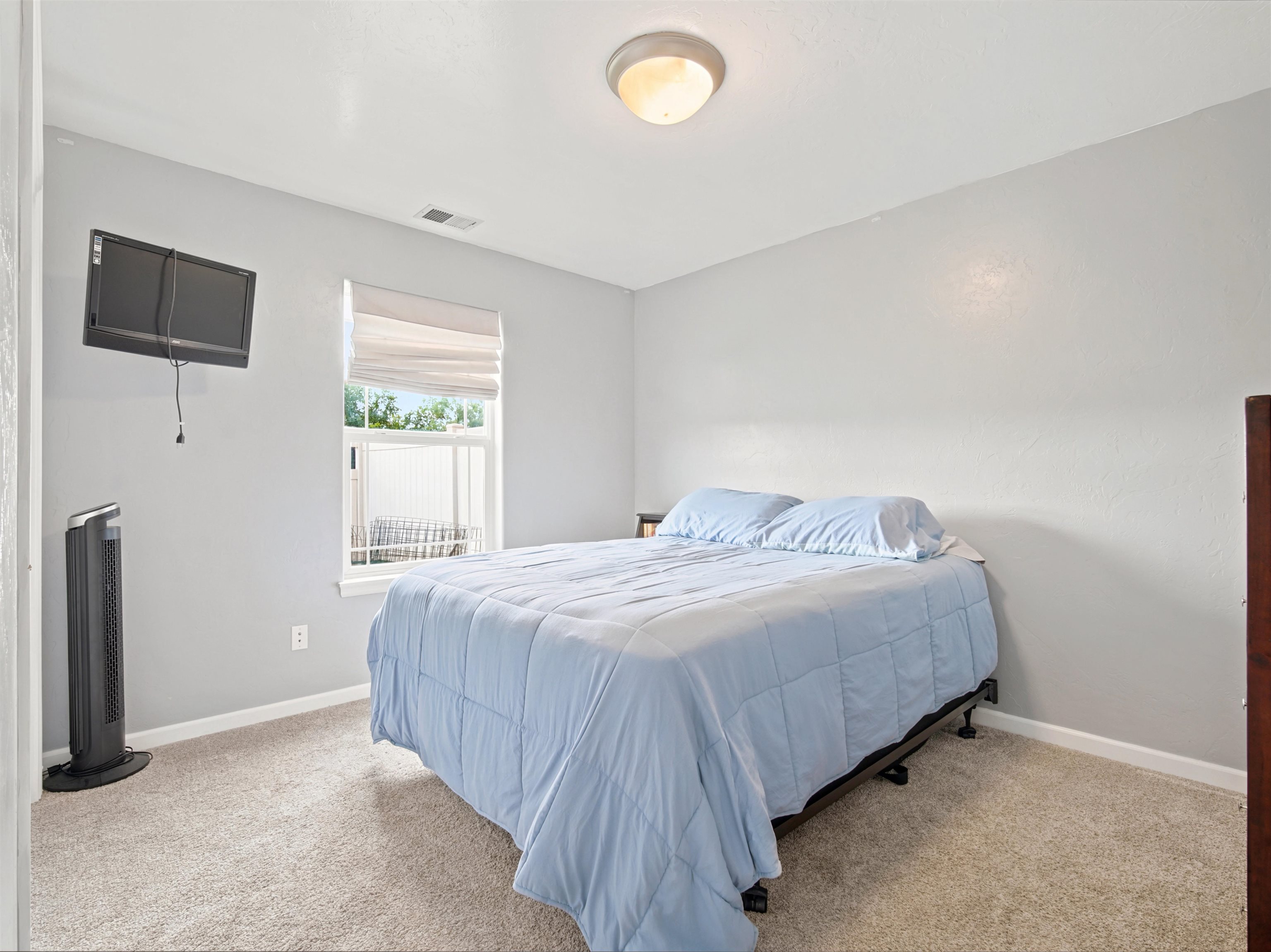 576 1/2 Belhaven Way Property Photo 14
