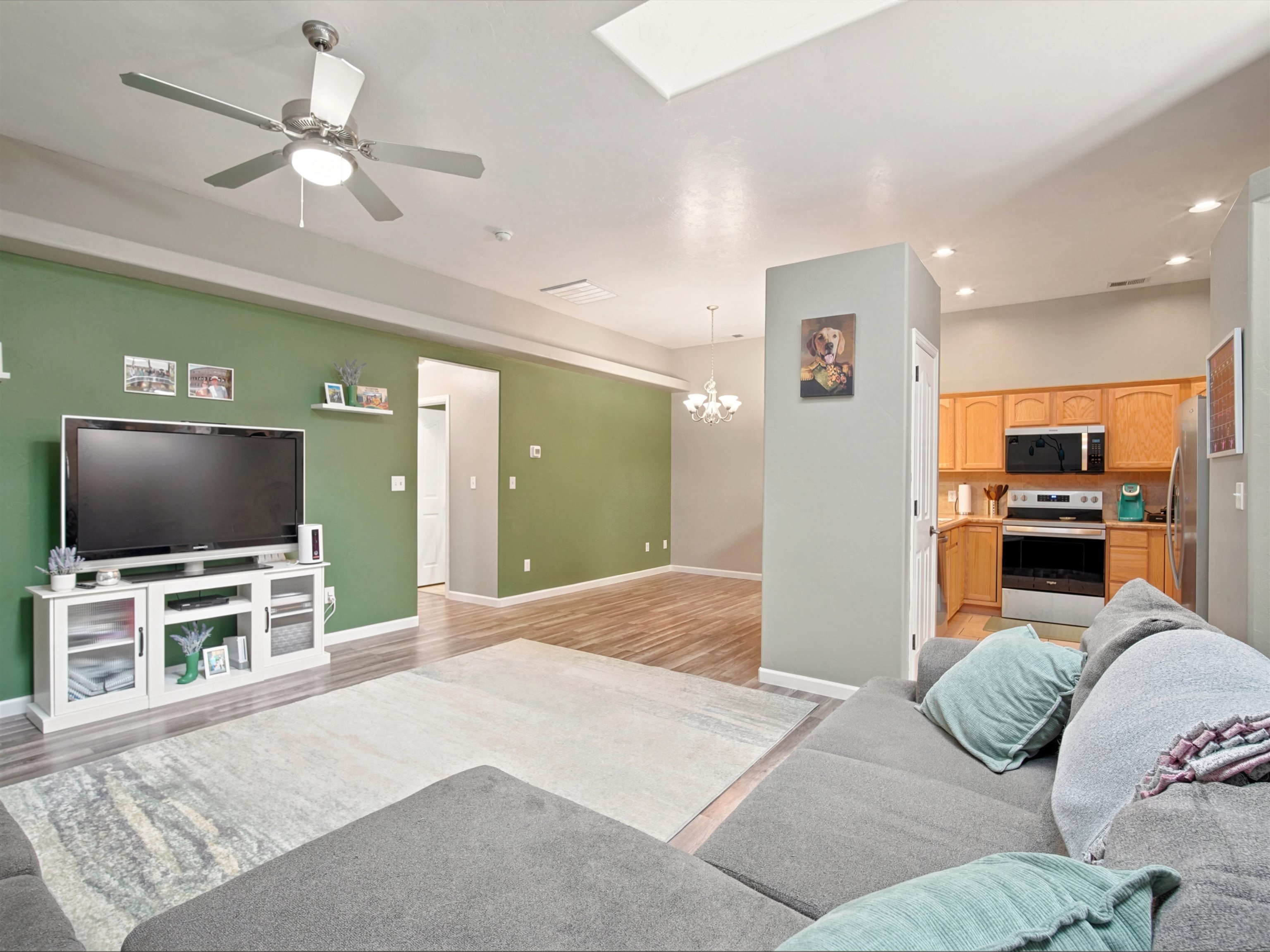 576 1/2 Belhaven Way Property Photo 23