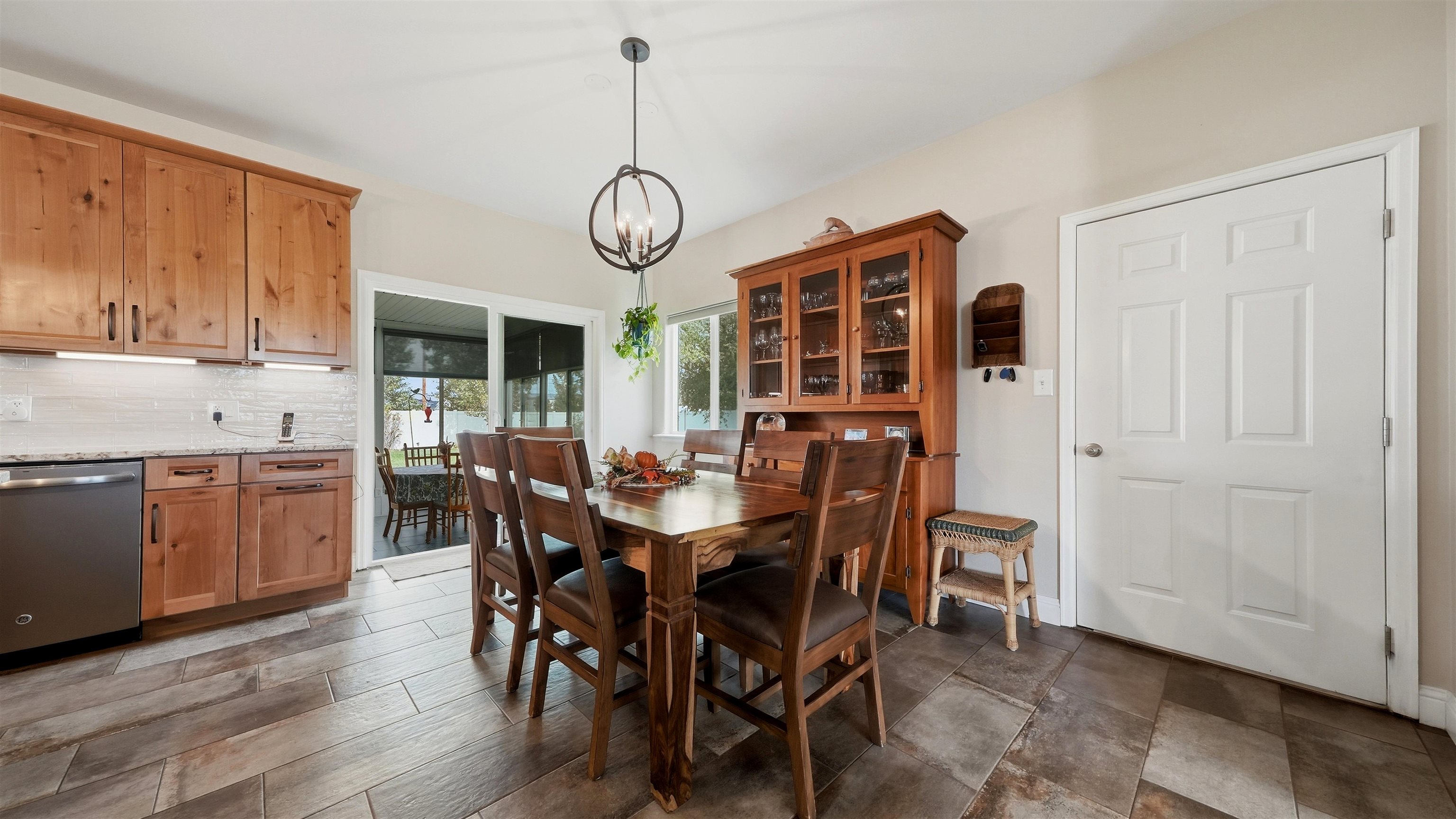 2260 Paintbrush Court Property Photo 11