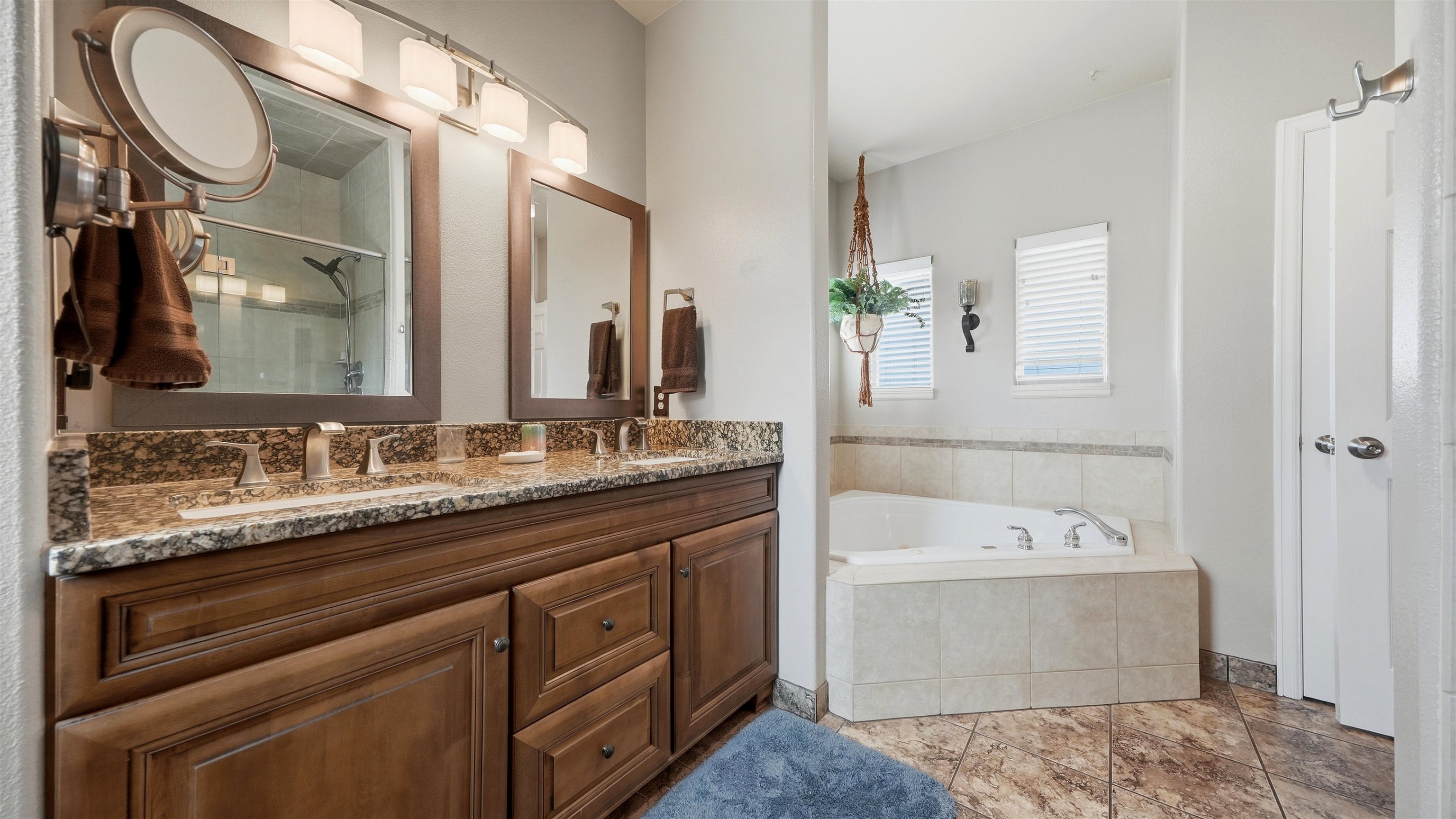 2260 Paintbrush Court Property Photo 14