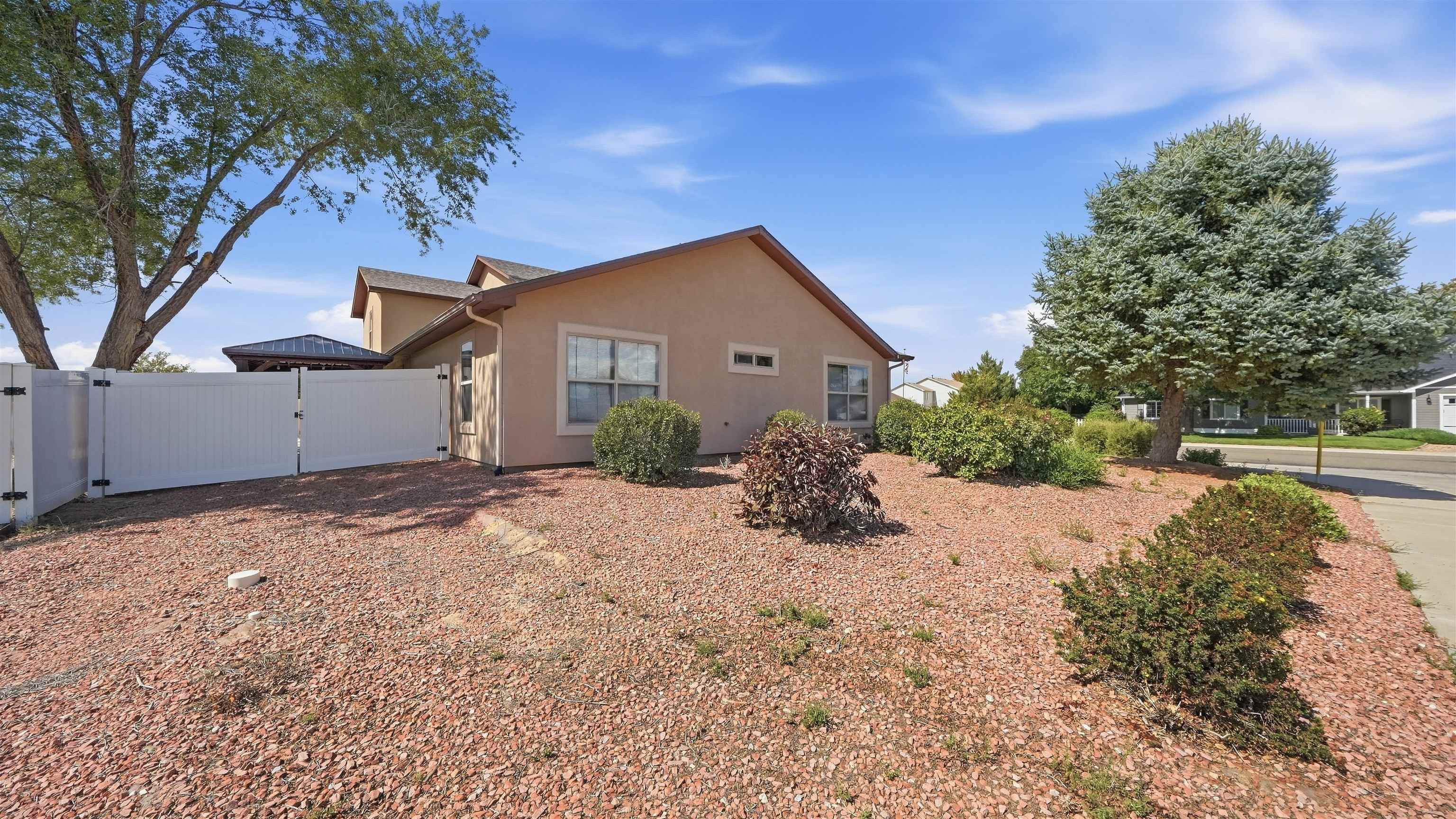 908 Kaley Street Property Photo 22