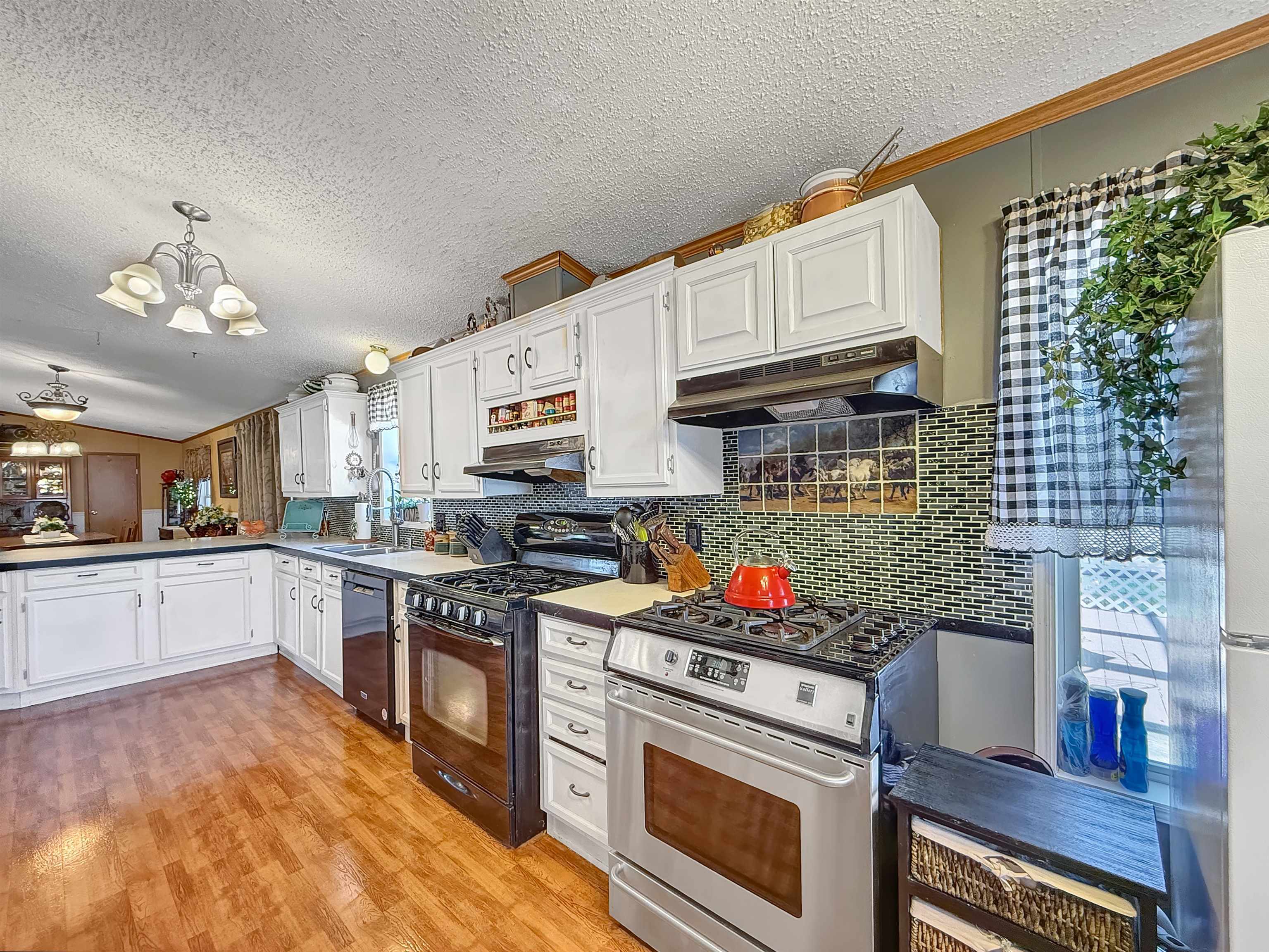 5955 Sawmill Mesa Road Property Photo 6