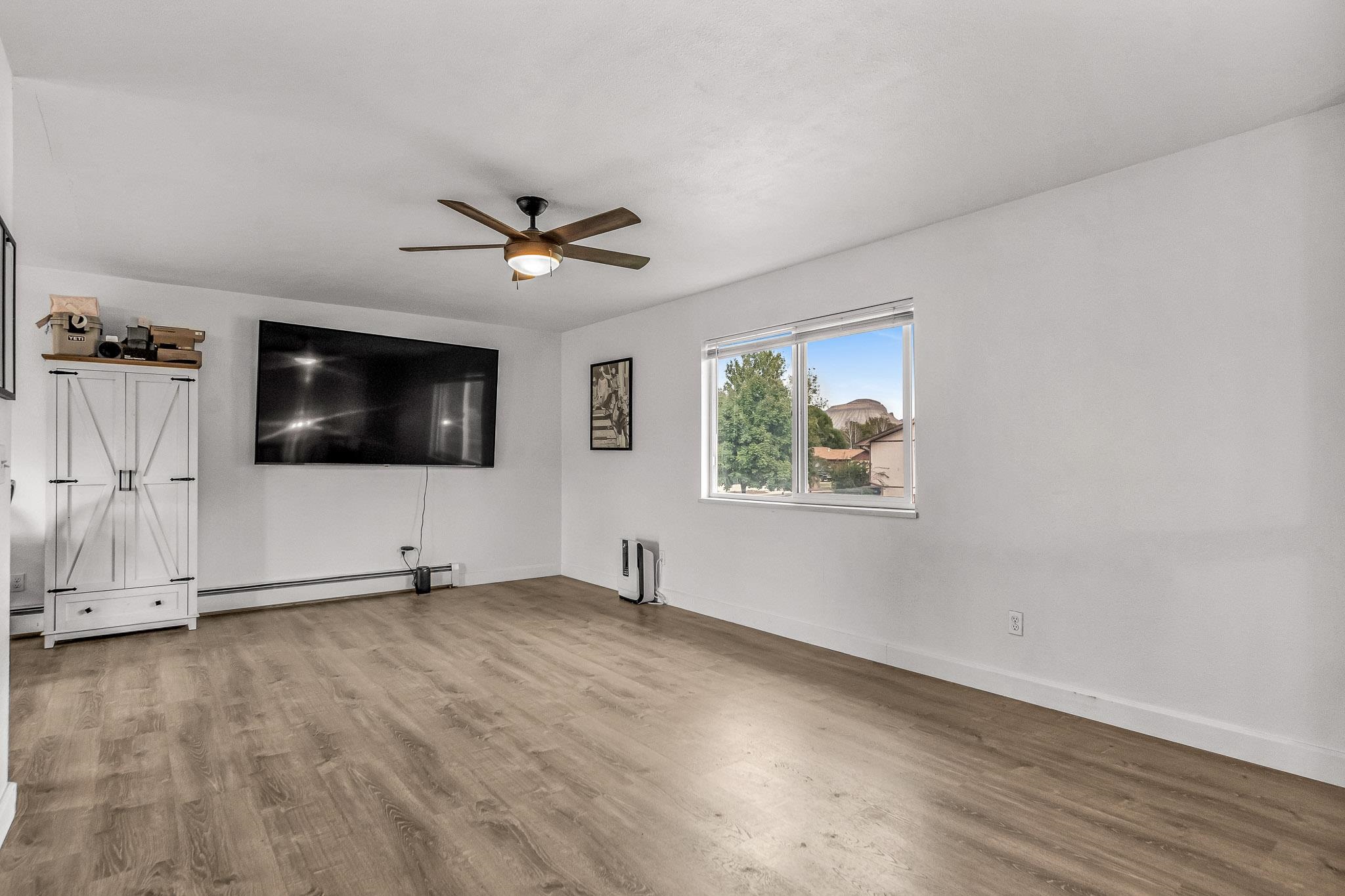 555 Eastbrook Street Property Photo 3