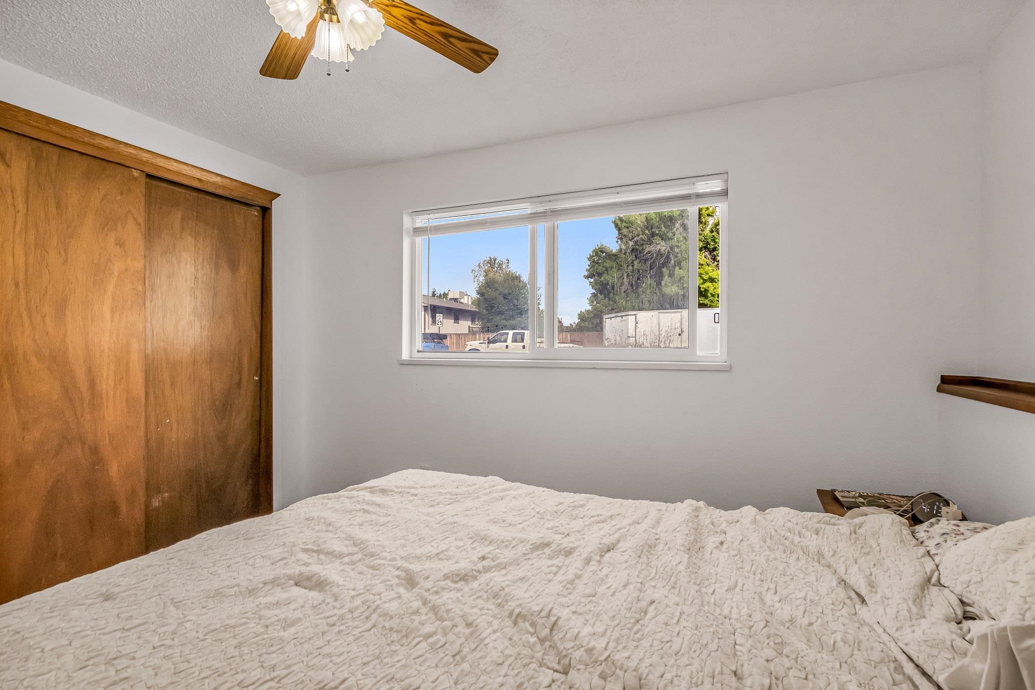 555 Eastbrook Street Property Photo 20