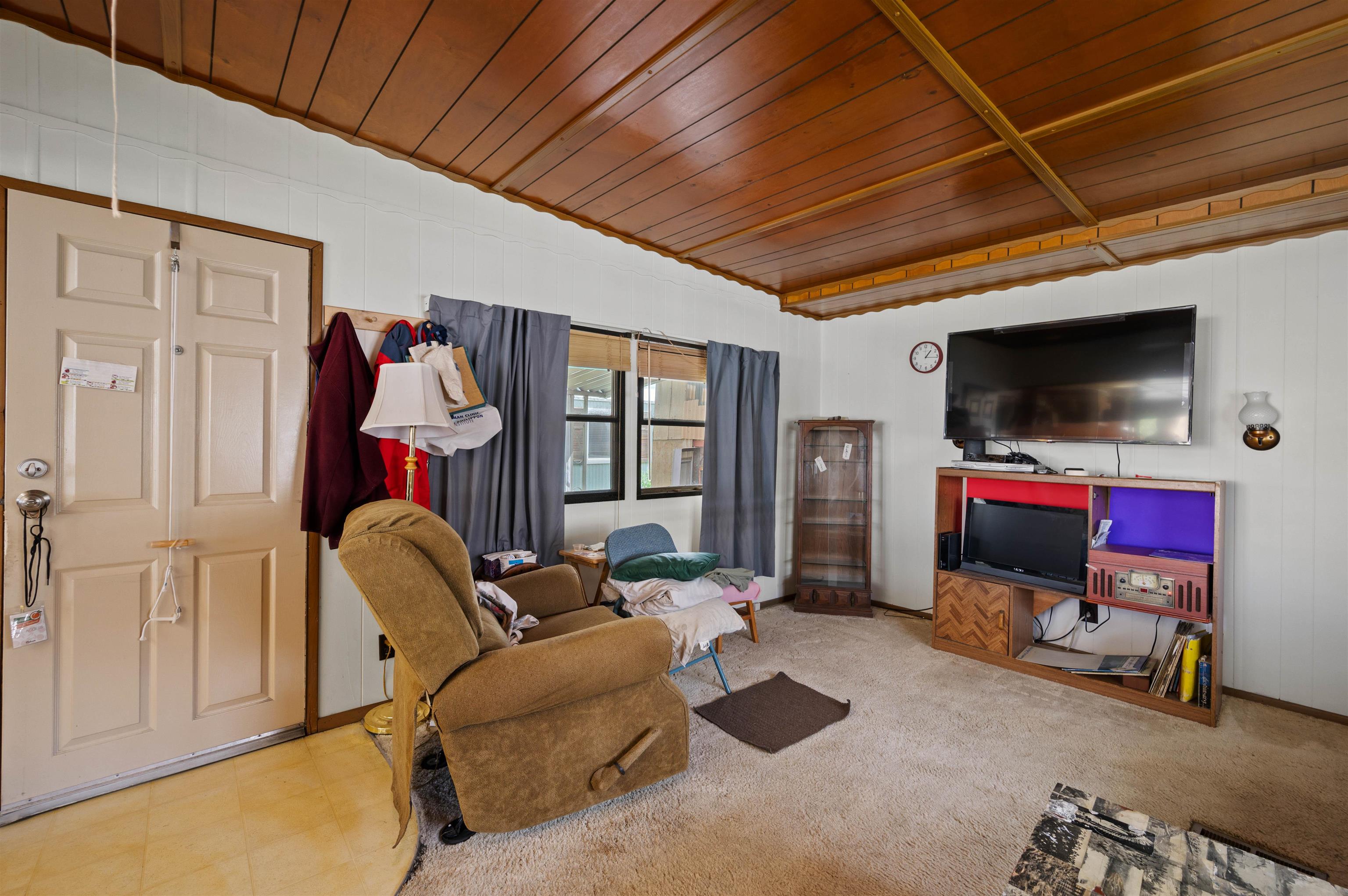 3251 E Road Property Photo 8